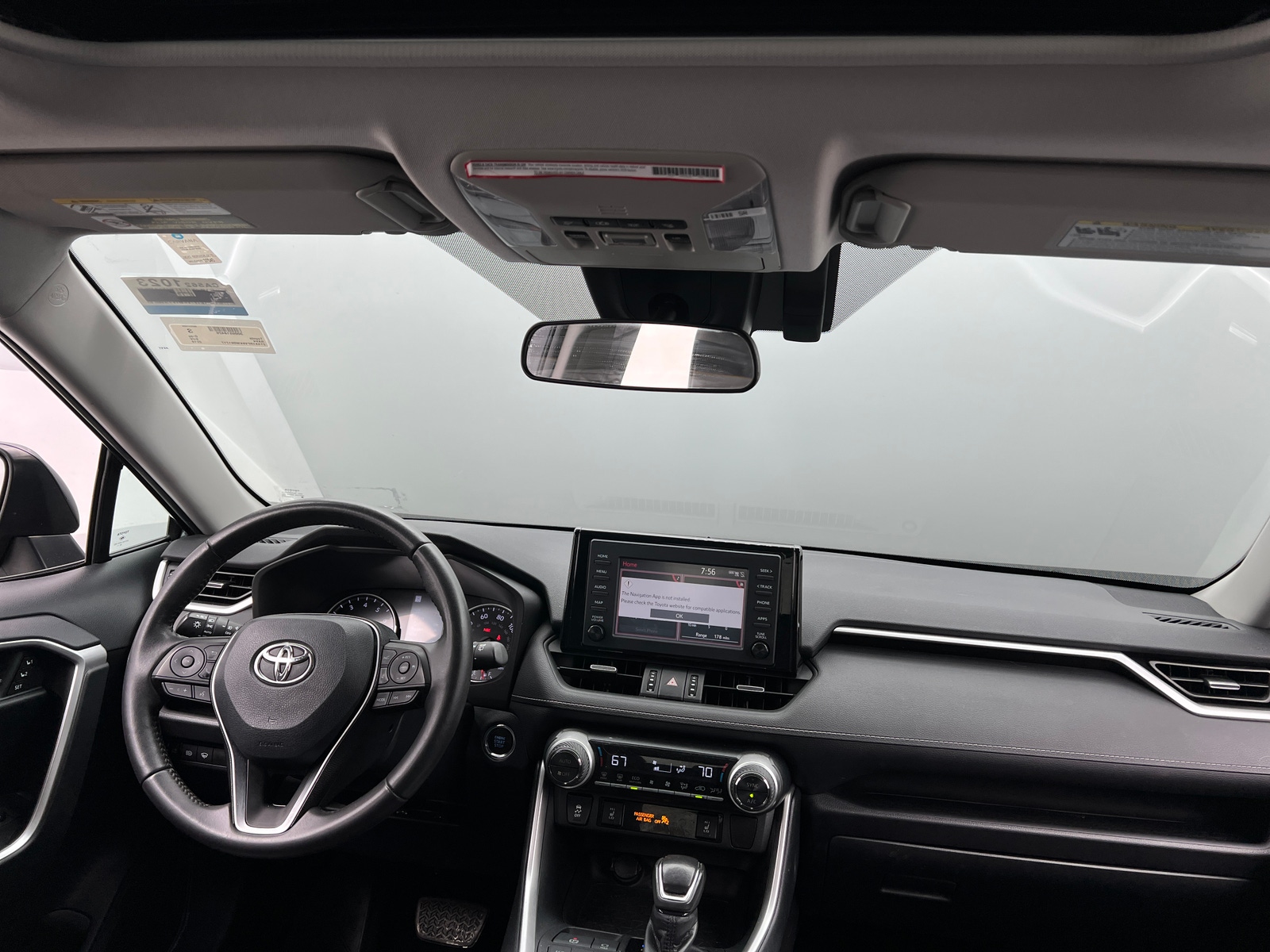 Thumbnail: 2019 Toyota RAV4 - 2