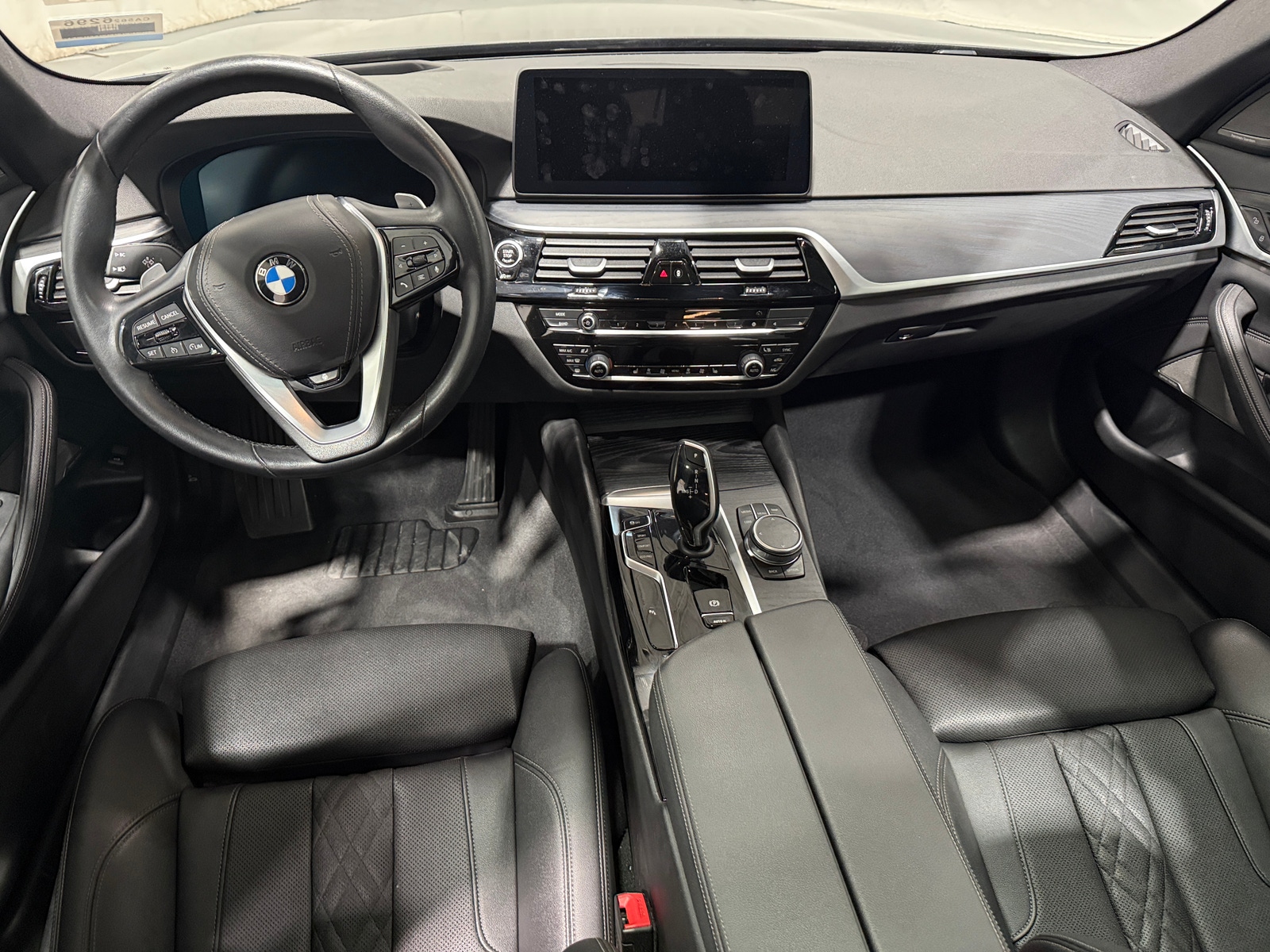 Thumbnail: 2023 BMW 5 Series - 2