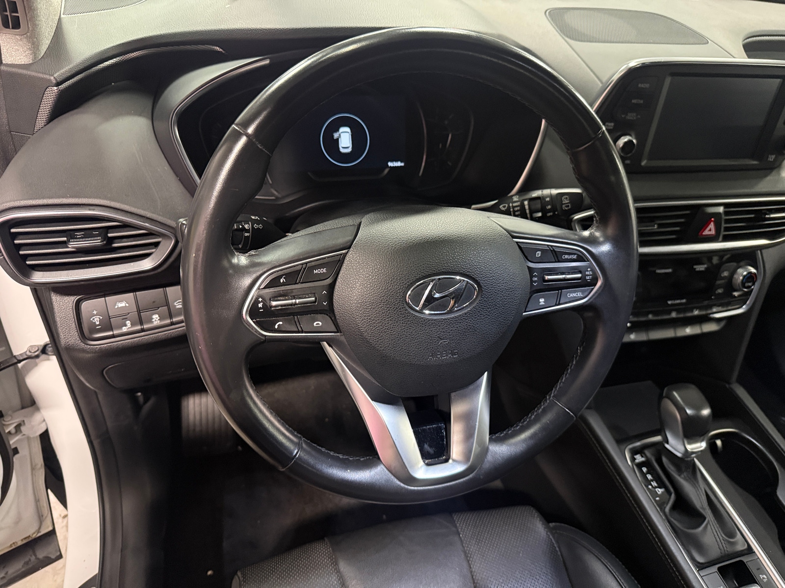 Thumbnail: 2019 Hyundai Santa Fe - 4
