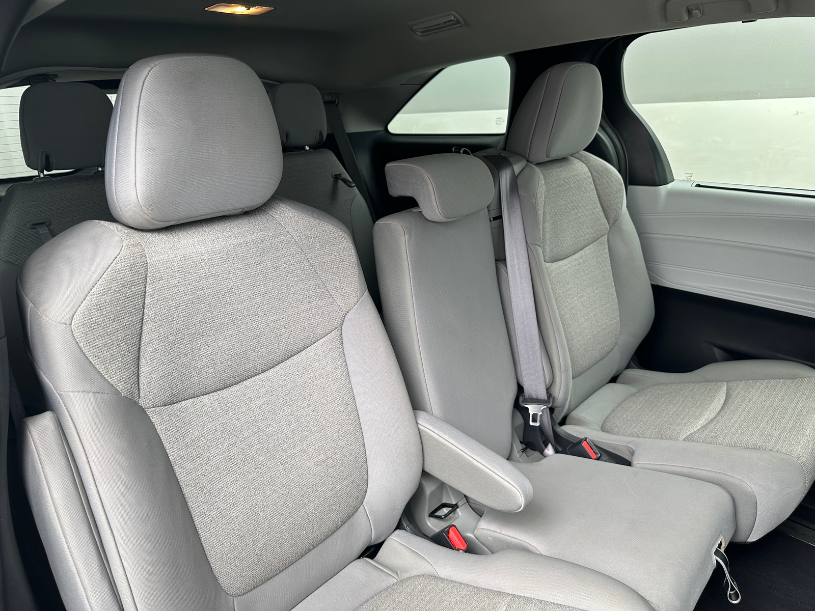 Thumbnail: 2025 Toyota Sienna - 6