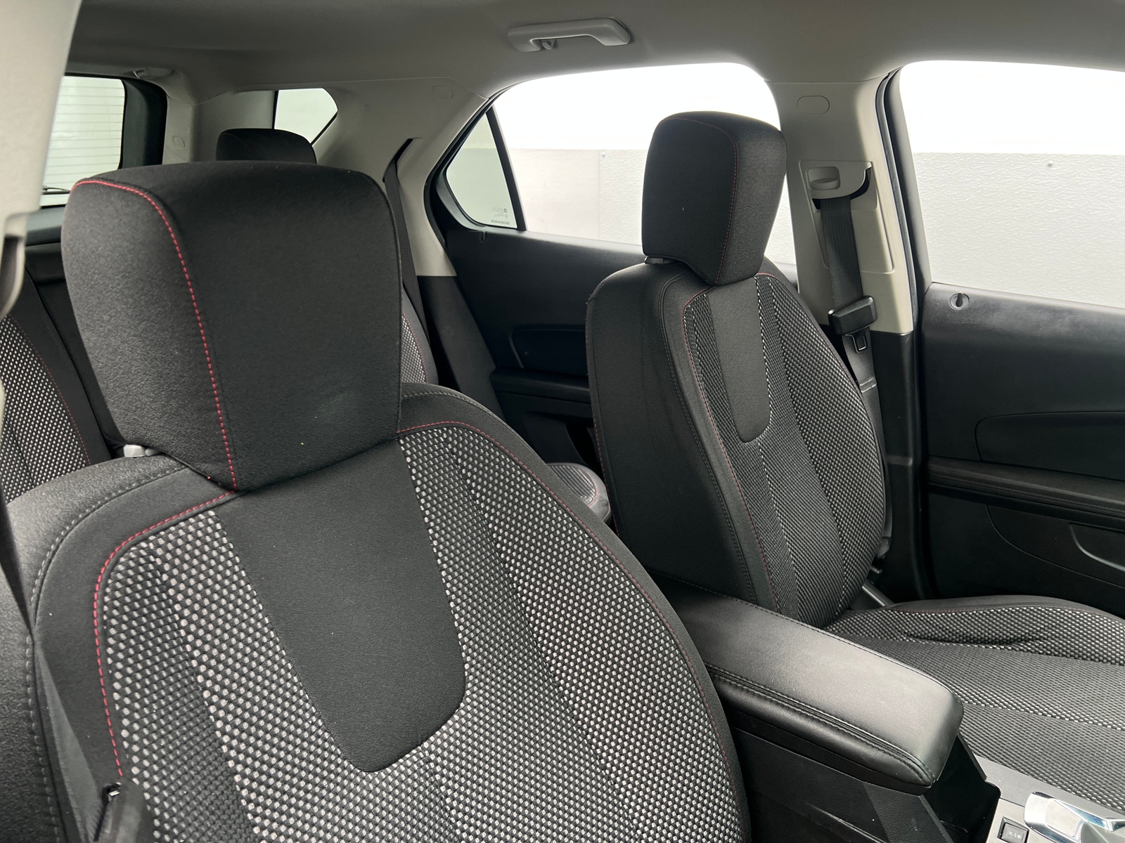 Thumbnail: 2017 Chevrolet Equinox - 2