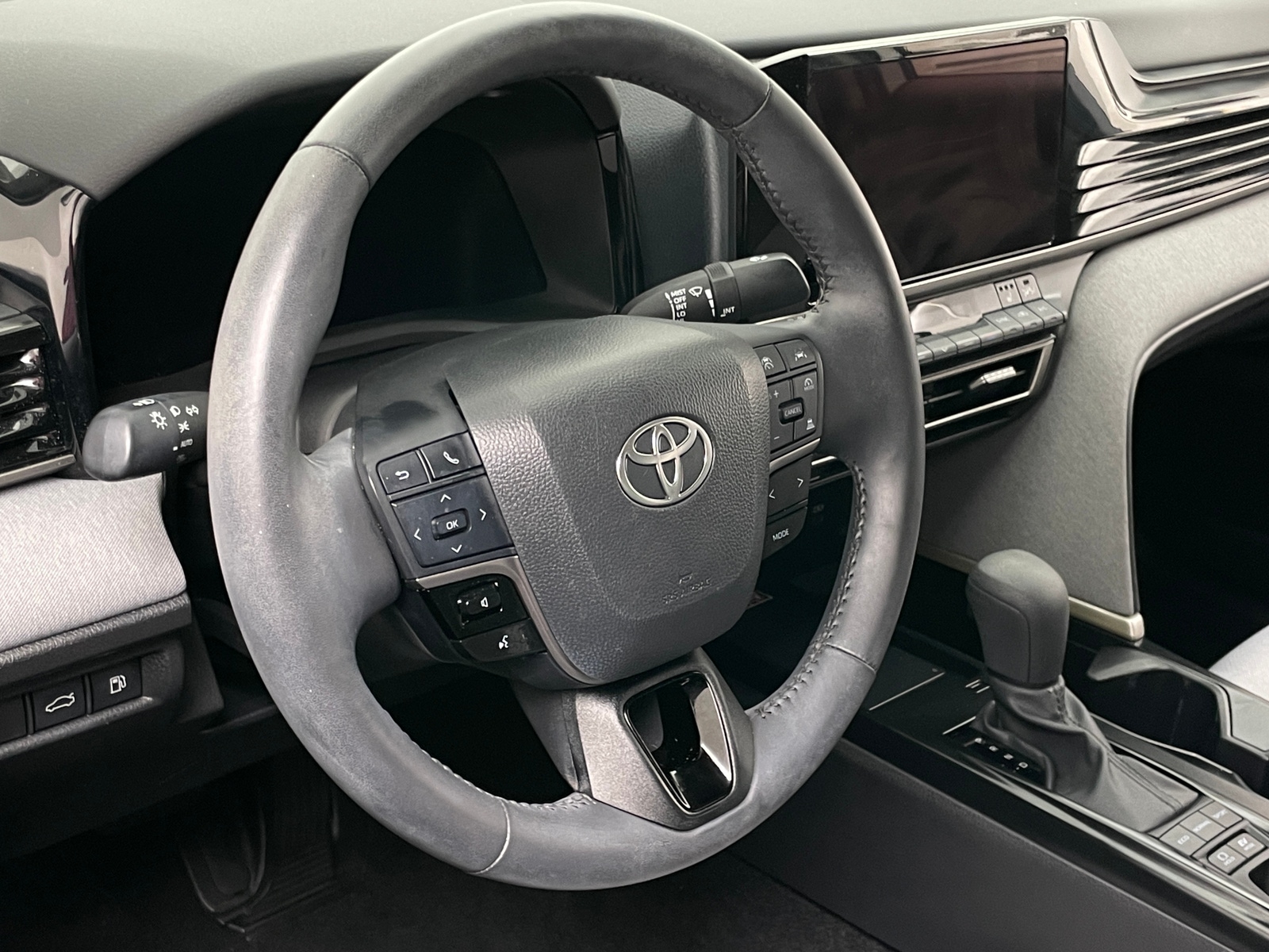 Thumbnail: 2025 Toyota Camry - 5