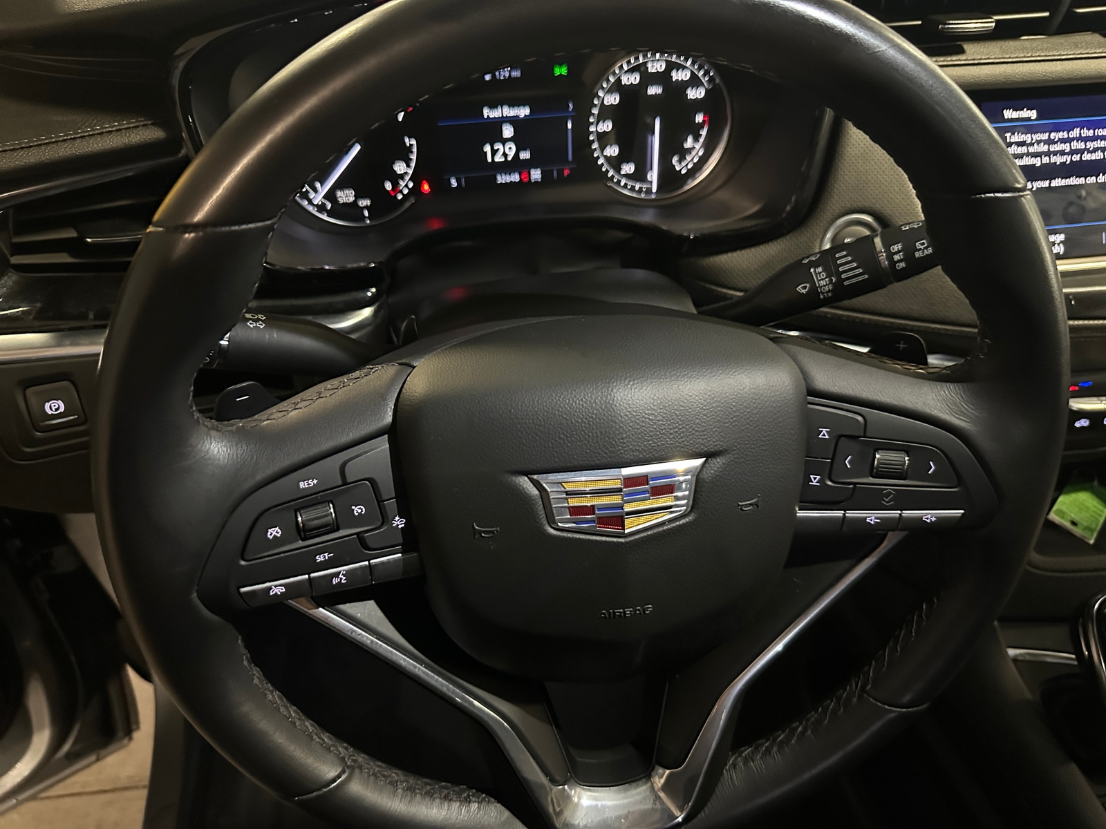 Thumbnail: 2024 Cadillac XT6 - 4