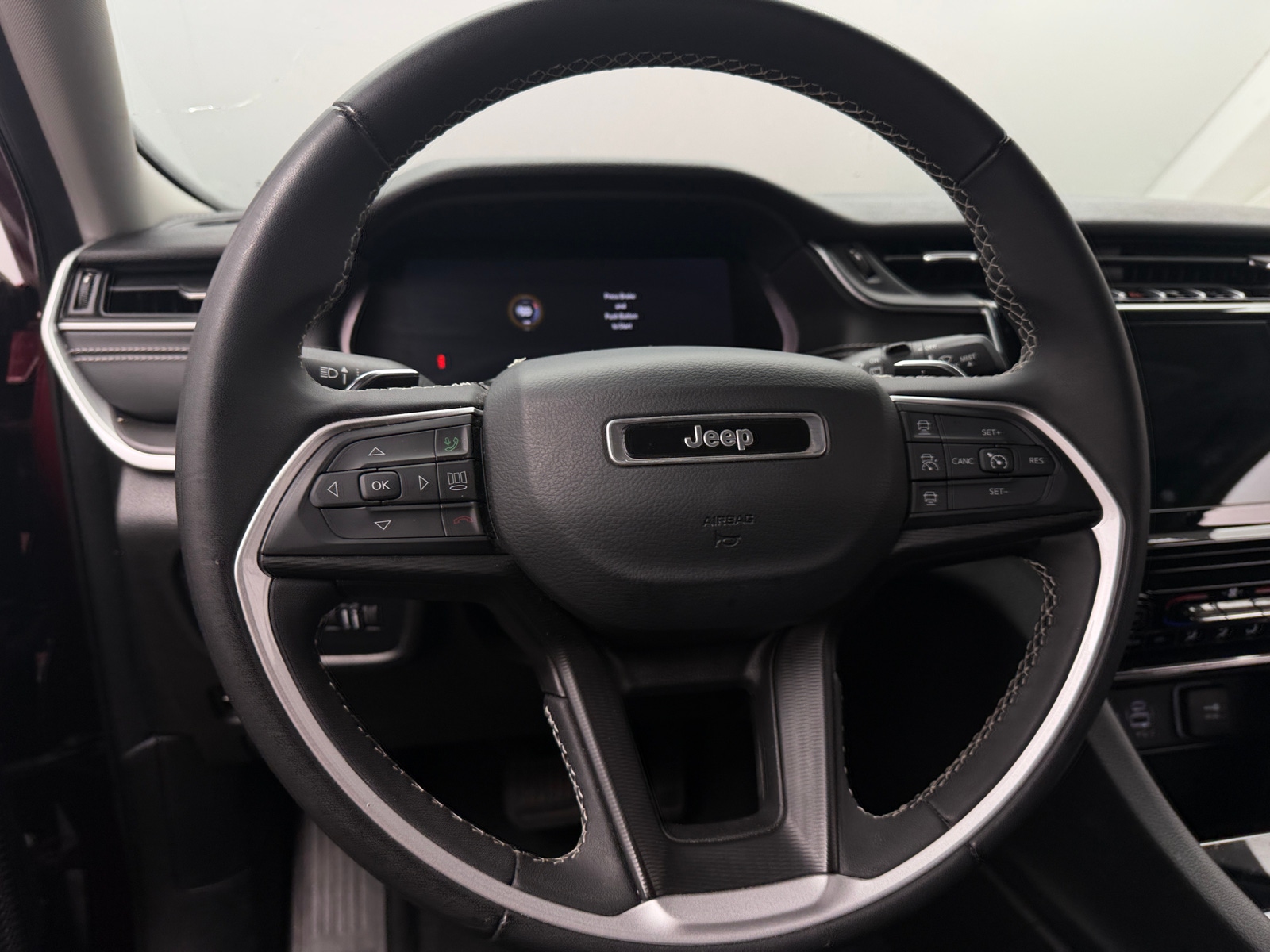 Thumbnail: 2023 Jeep Grand Cherokee - 5