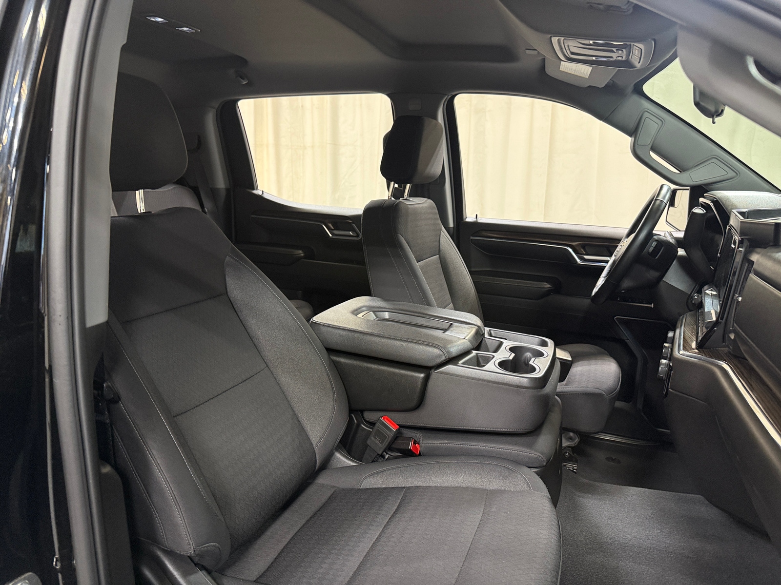 Thumbnail: 2023 Chevrolet Silverado 1500 - 2