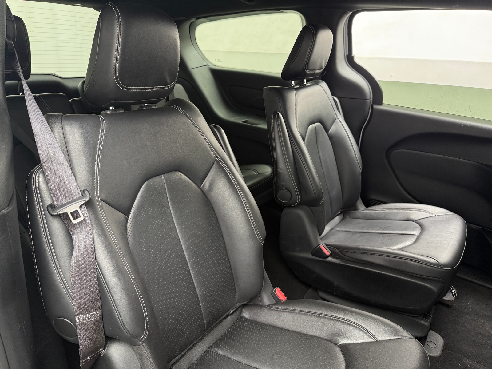 Thumbnail: 2024 Chrysler Pacifica - 5