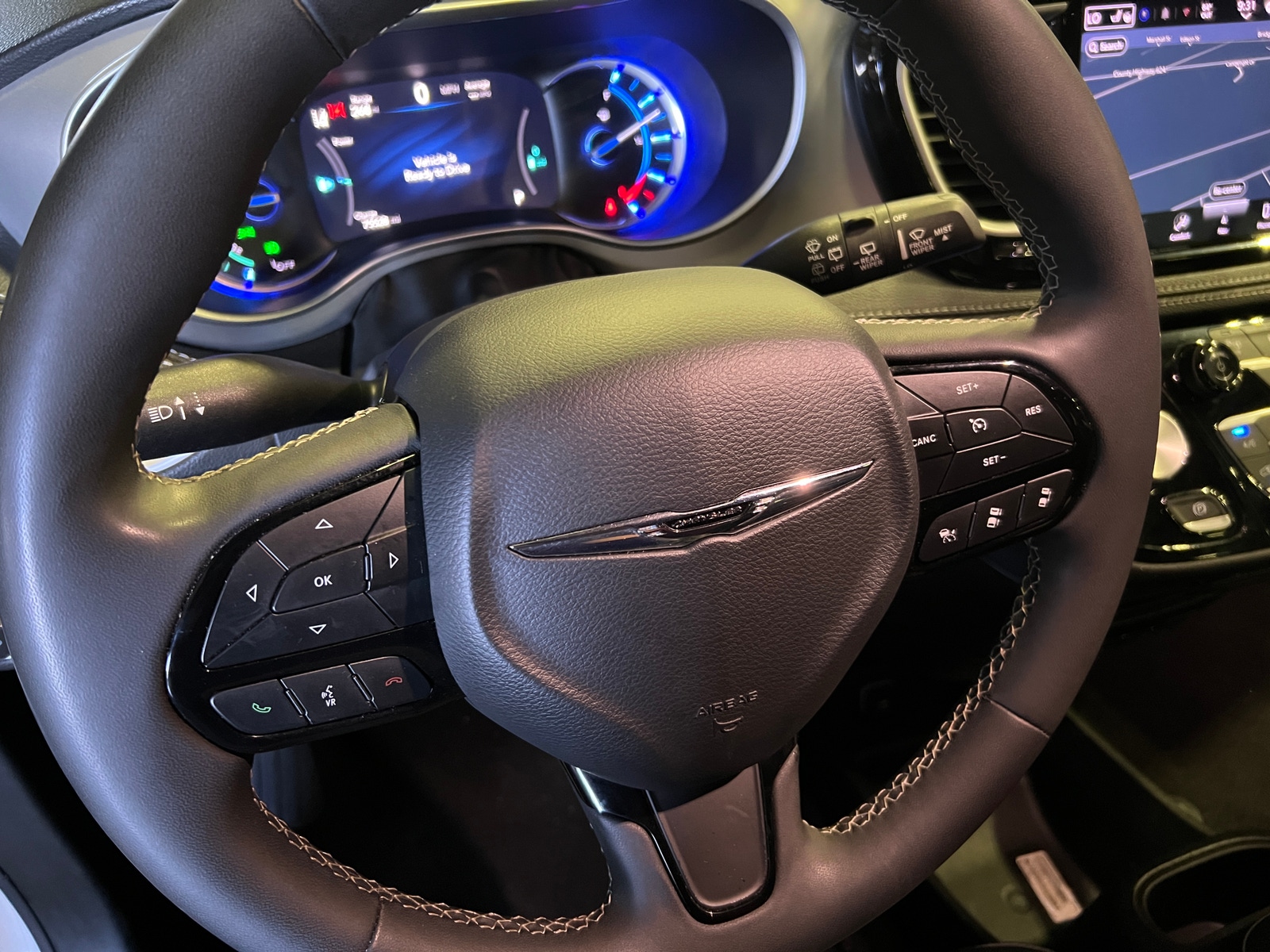 Thumbnail: 2024 Chrysler Pacifica - 4