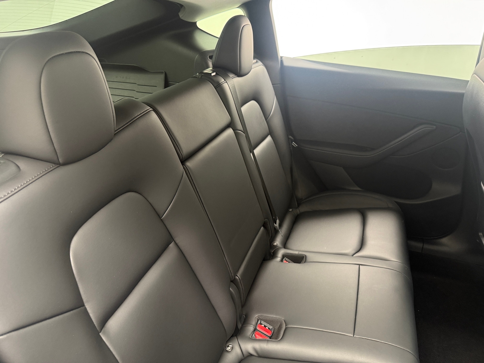 Thumbnail: 2021 Tesla Model Y - 4