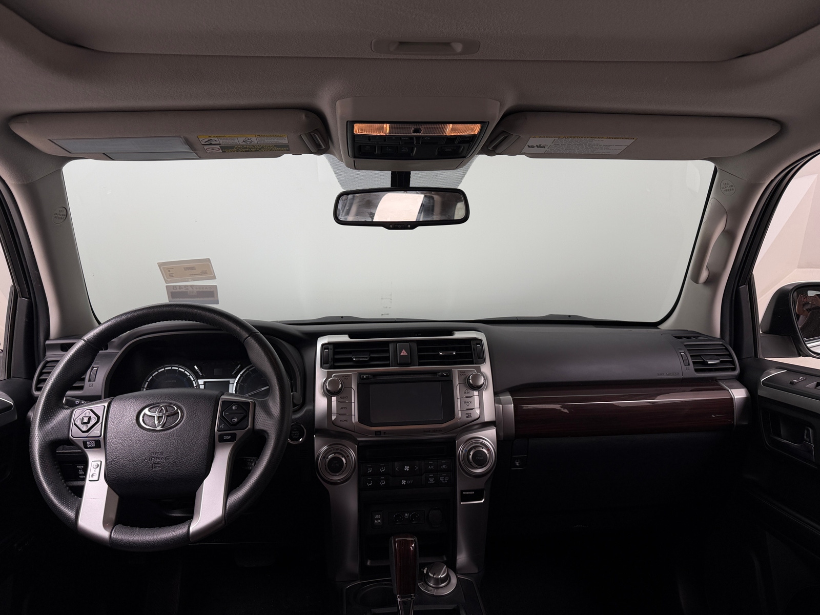 Thumbnail: 2017 Toyota 4Runner - 3