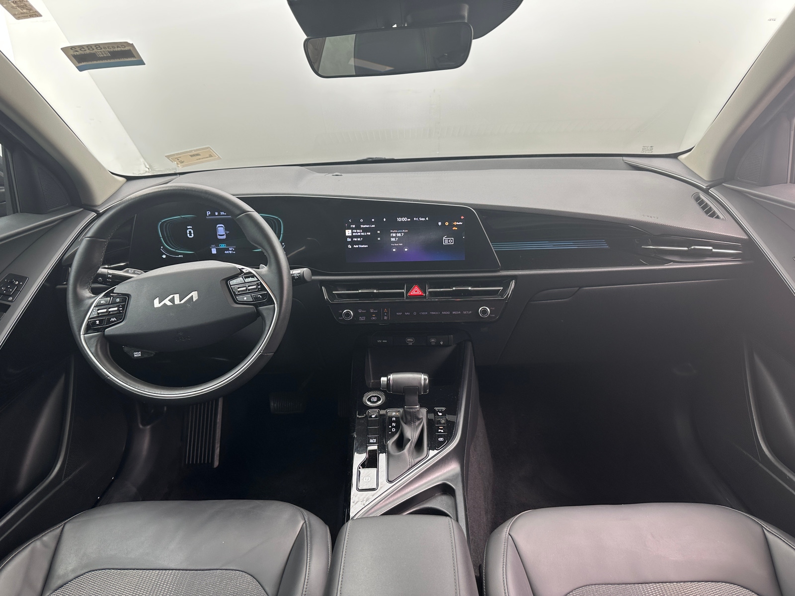 Thumbnail: 2023 Kia Niro - 2