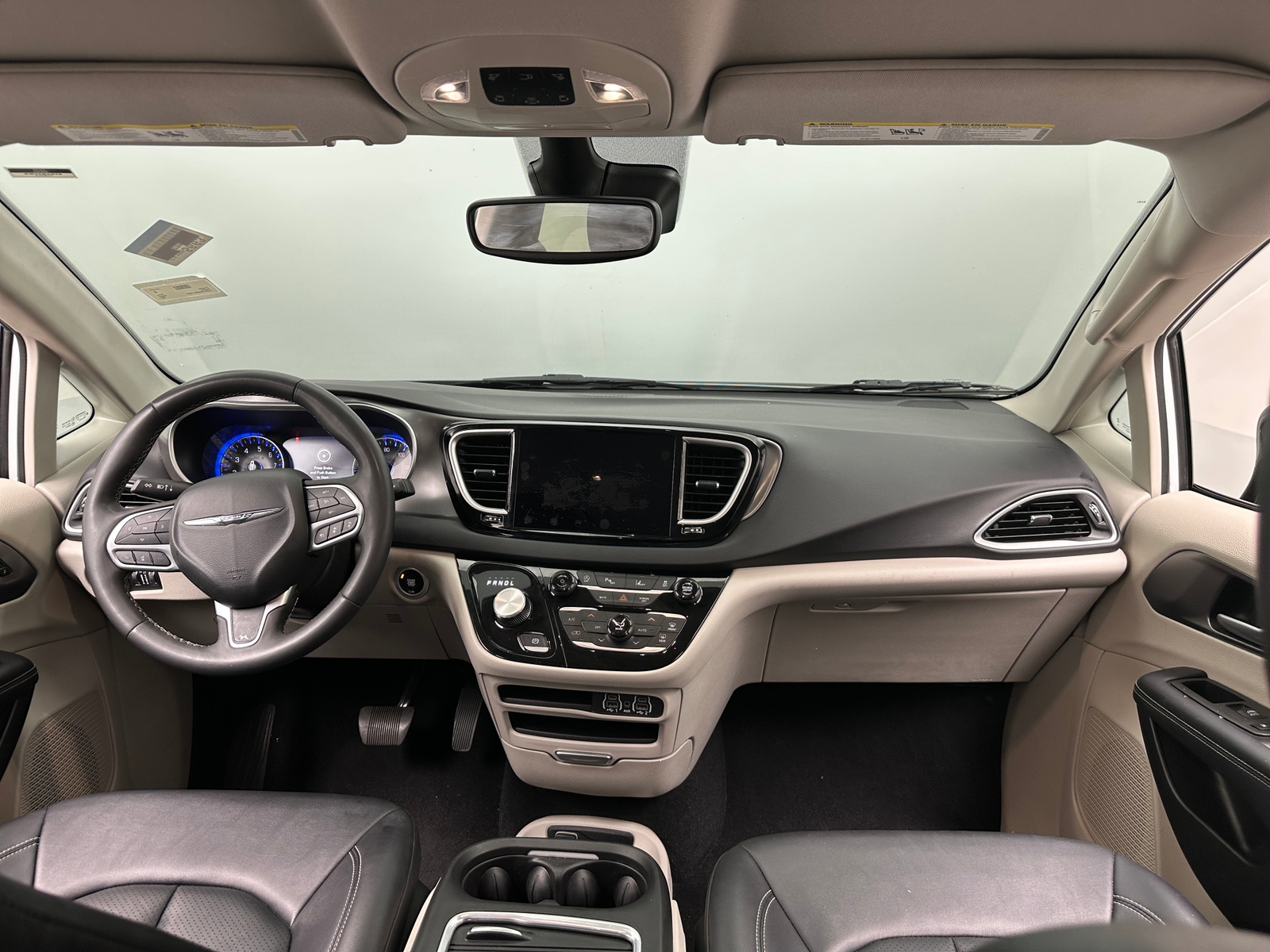 Thumbnail: 2024 Chrysler Pacifica - 2