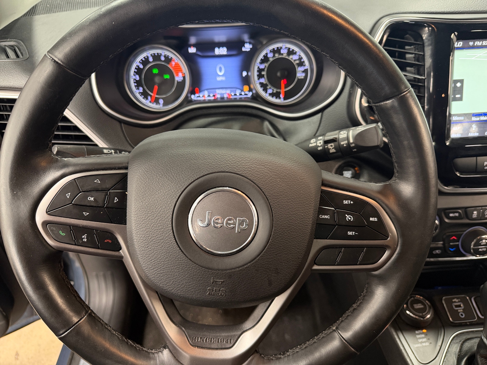 Thumbnail: 2019 Jeep Cherokee - 4