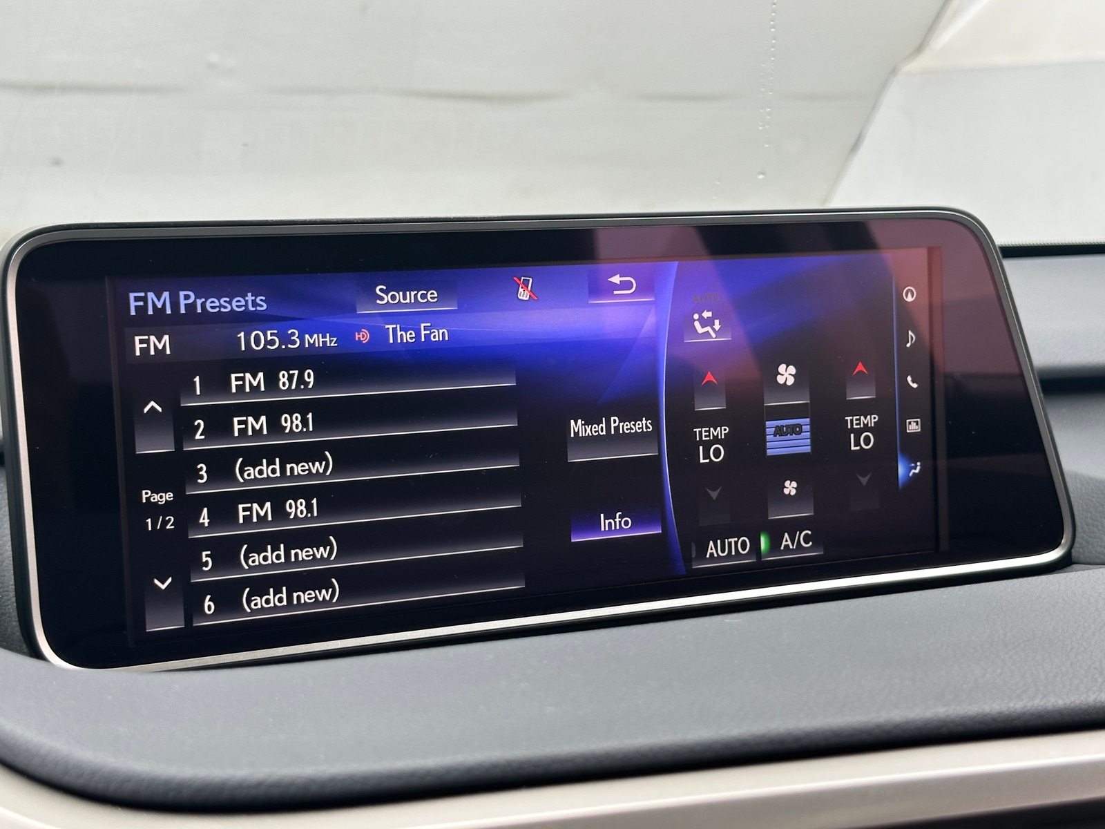 Thumbnail: 2019 Lexus RX - 4