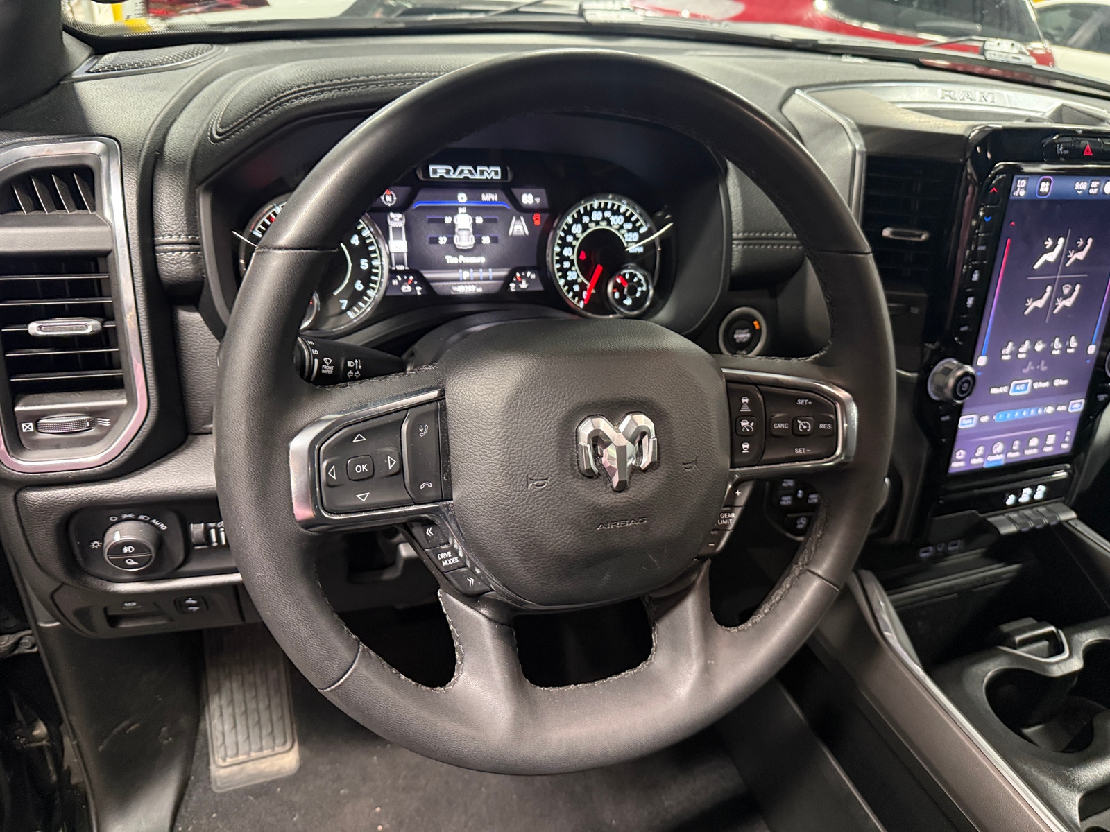 Thumbnail: 2025 RAM 1500 - 4