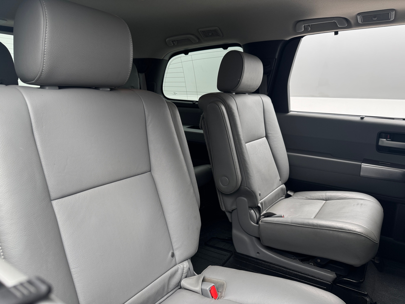 Thumbnail: 2021 Toyota Sequoia - 5