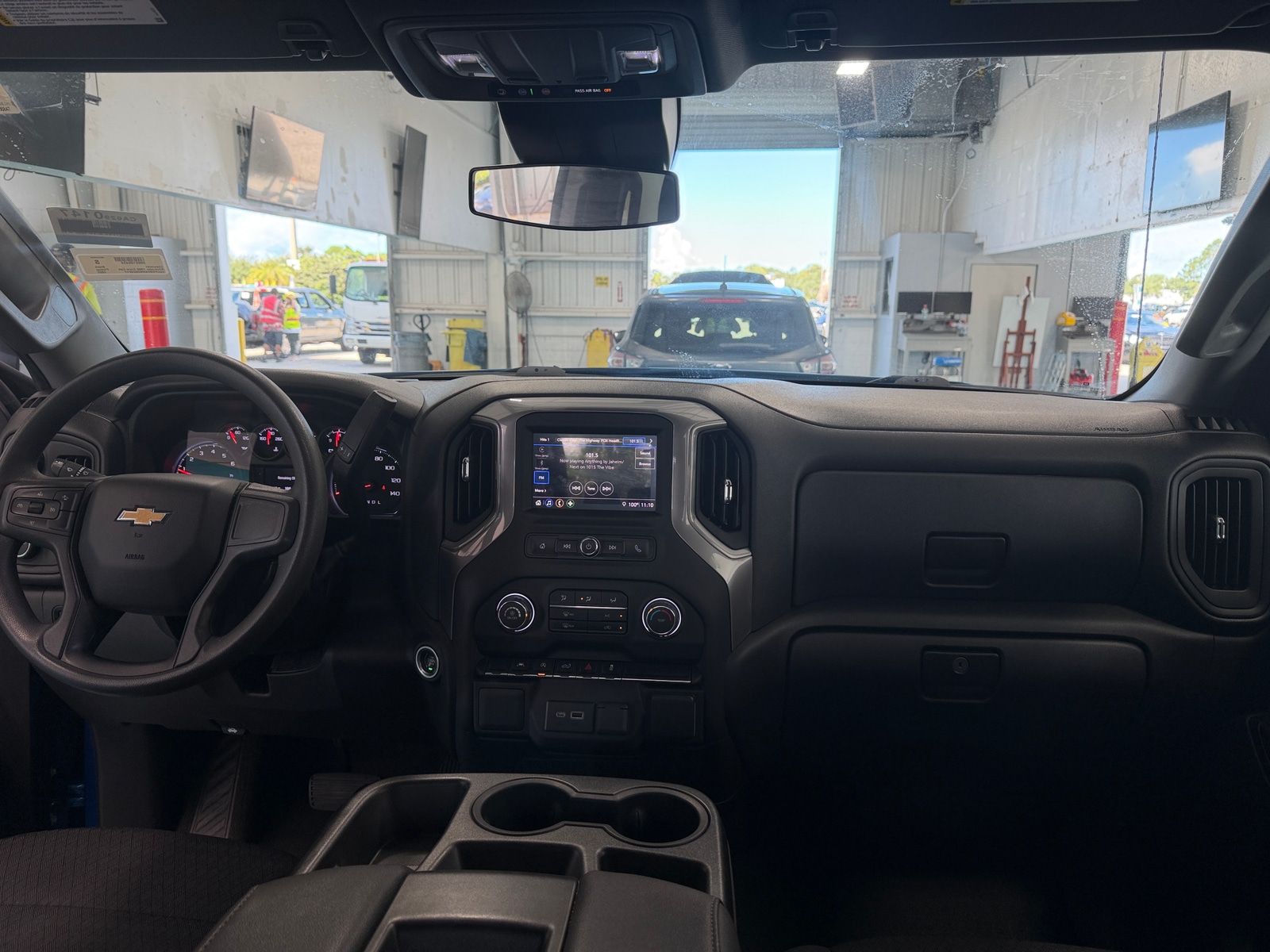 Thumbnail: 2022 Chevrolet Silverado 1500 - 3