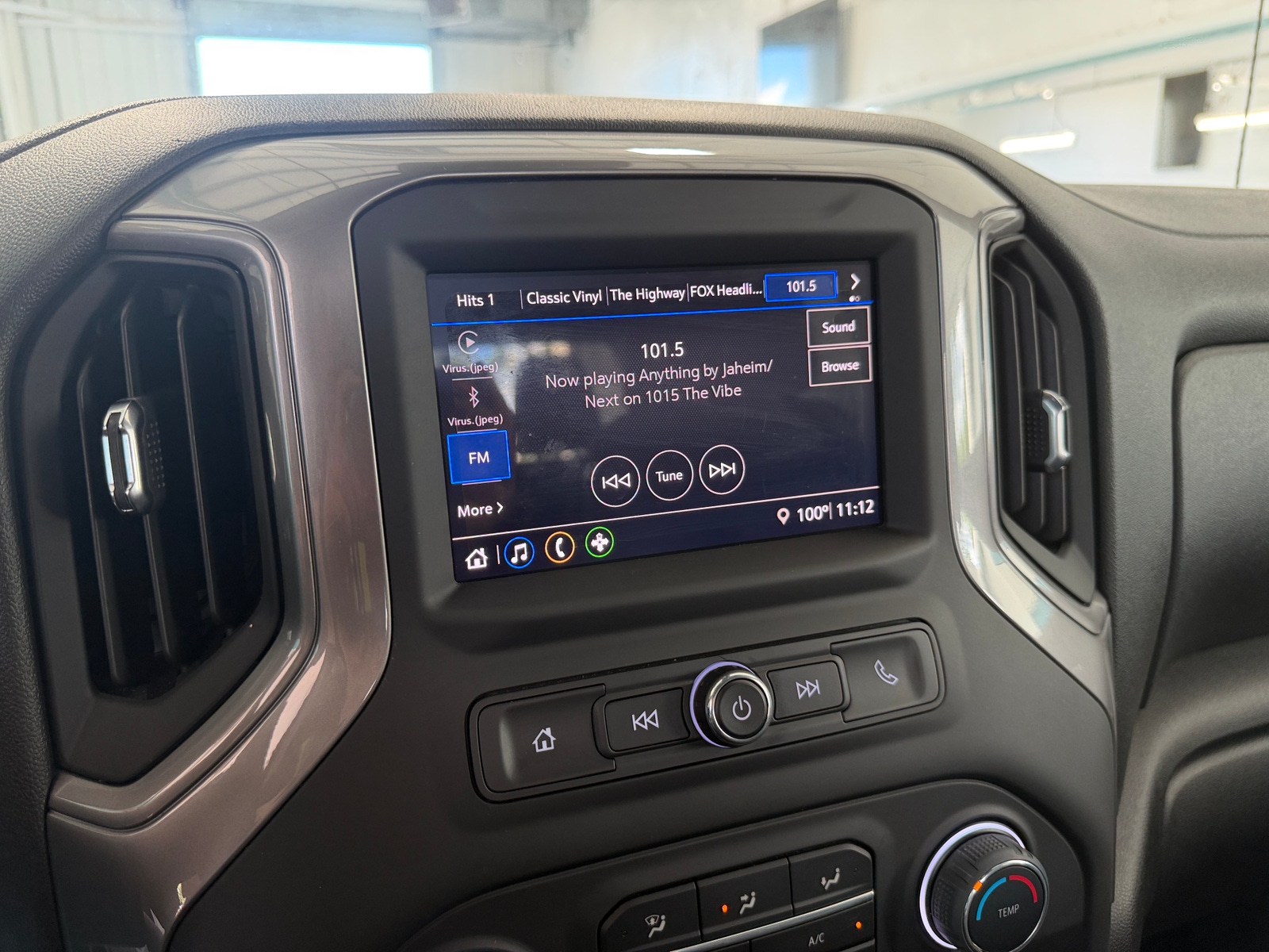 Thumbnail: 2022 Chevrolet Silverado 1500 - 4