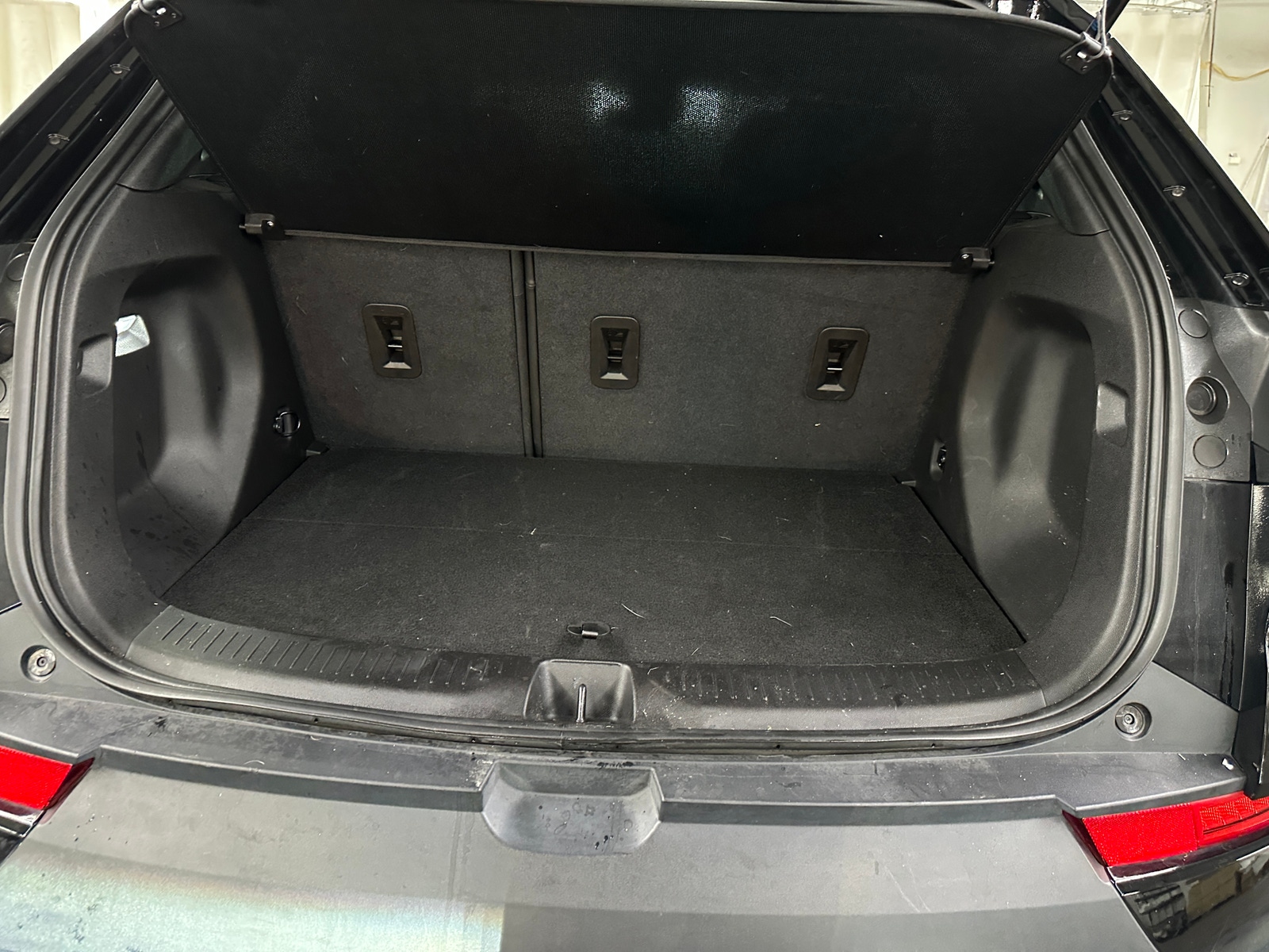 Thumbnail: 2023 Chevrolet Bolt EUV - 6