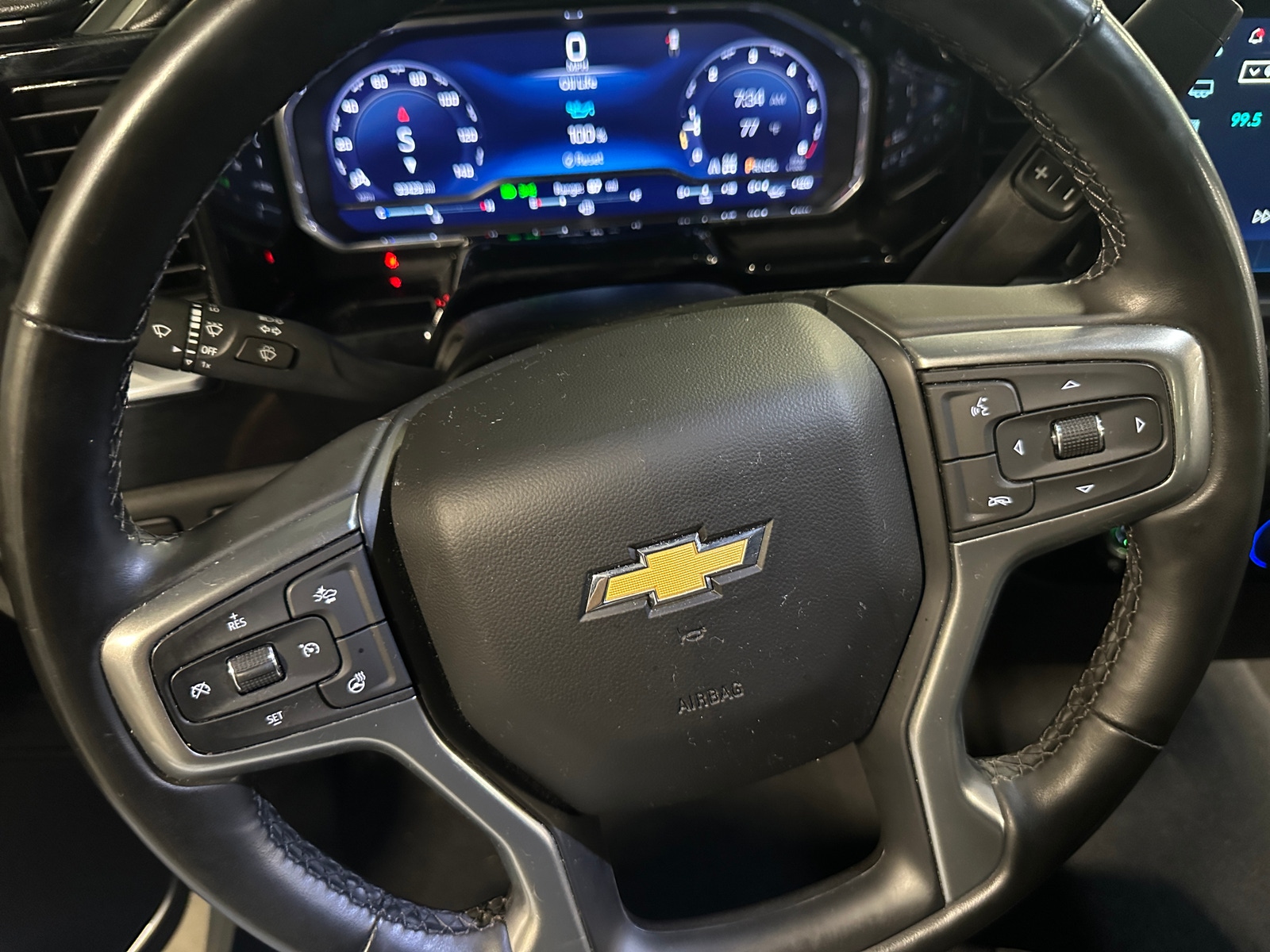 Thumbnail: 2023 Chevrolet Silverado 1500 - 5