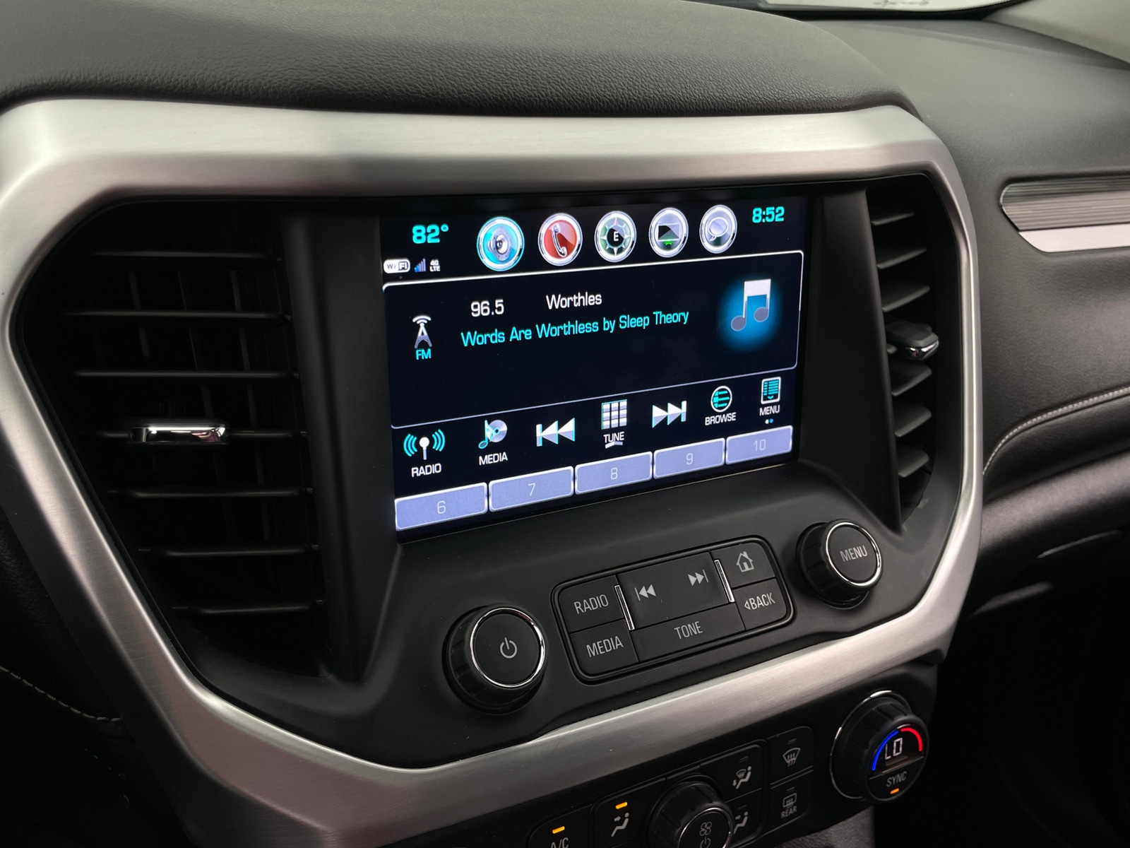 Thumbnail: 2019 GMC Acadia - 3