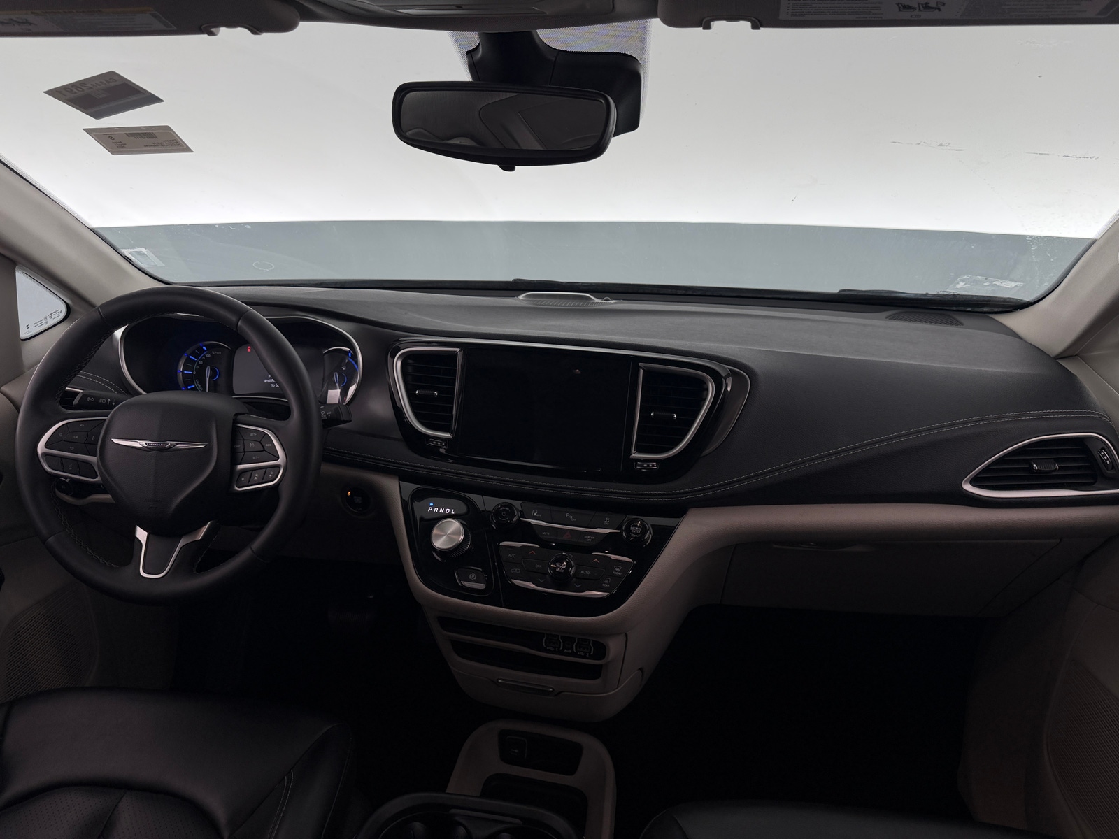 Thumbnail: 2023 Chrysler Pacifica - 2