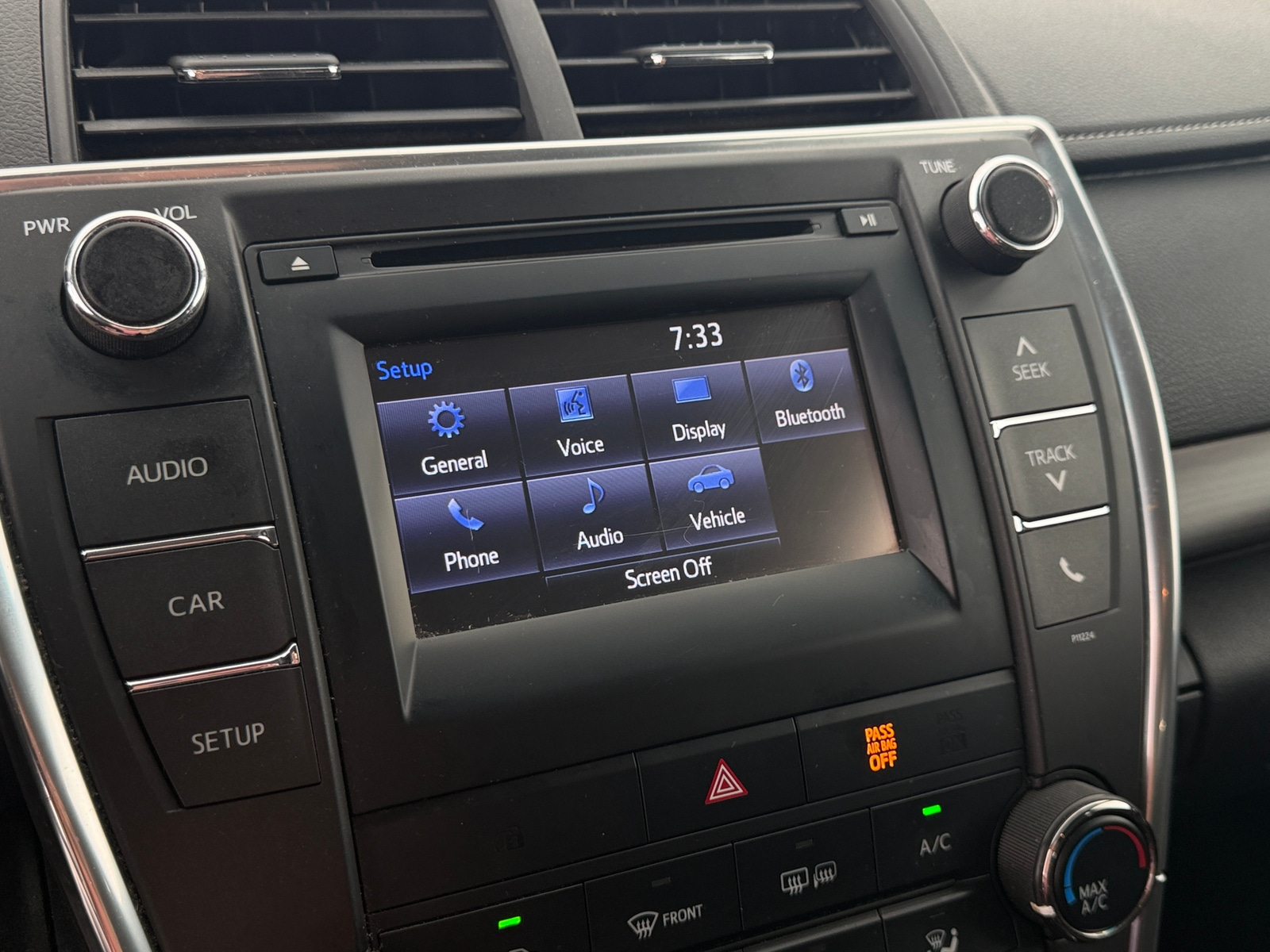 Thumbnail: 2016 Toyota Camry - 4