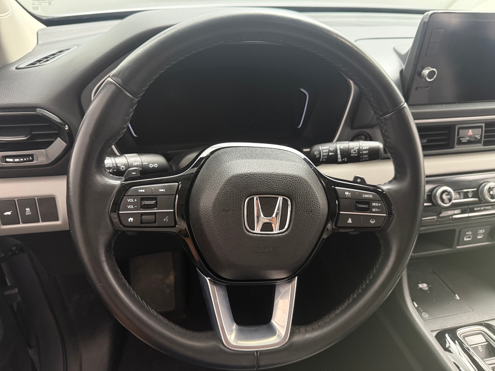 Thumbnail: 2023 Honda Pilot - 4