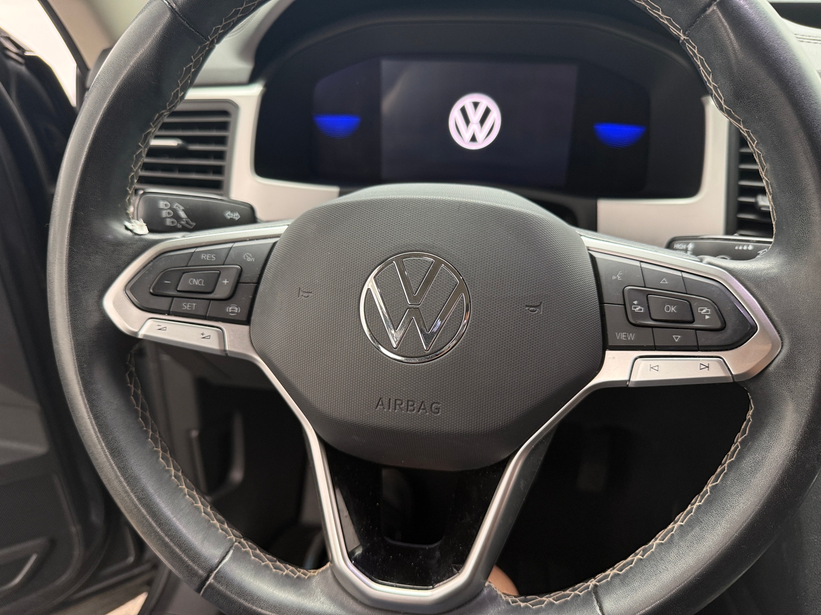 Thumbnail: 2023 Volkswagen Atlas - 5