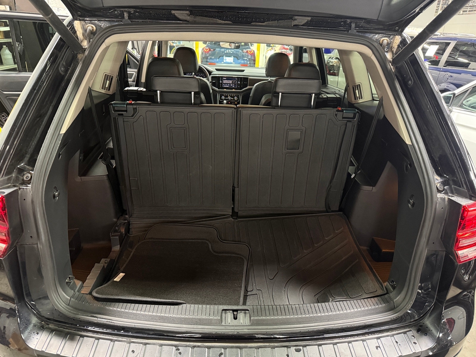 Thumbnail: 2019 Volkswagen Atlas - 7
