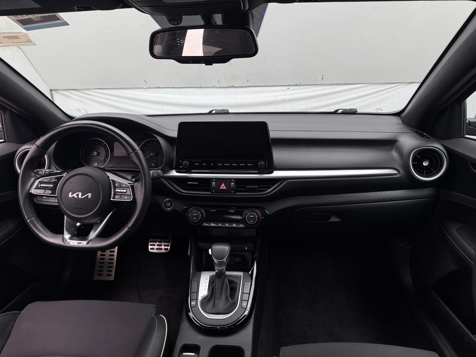 Thumbnail: 2022 Kia Forte - 2