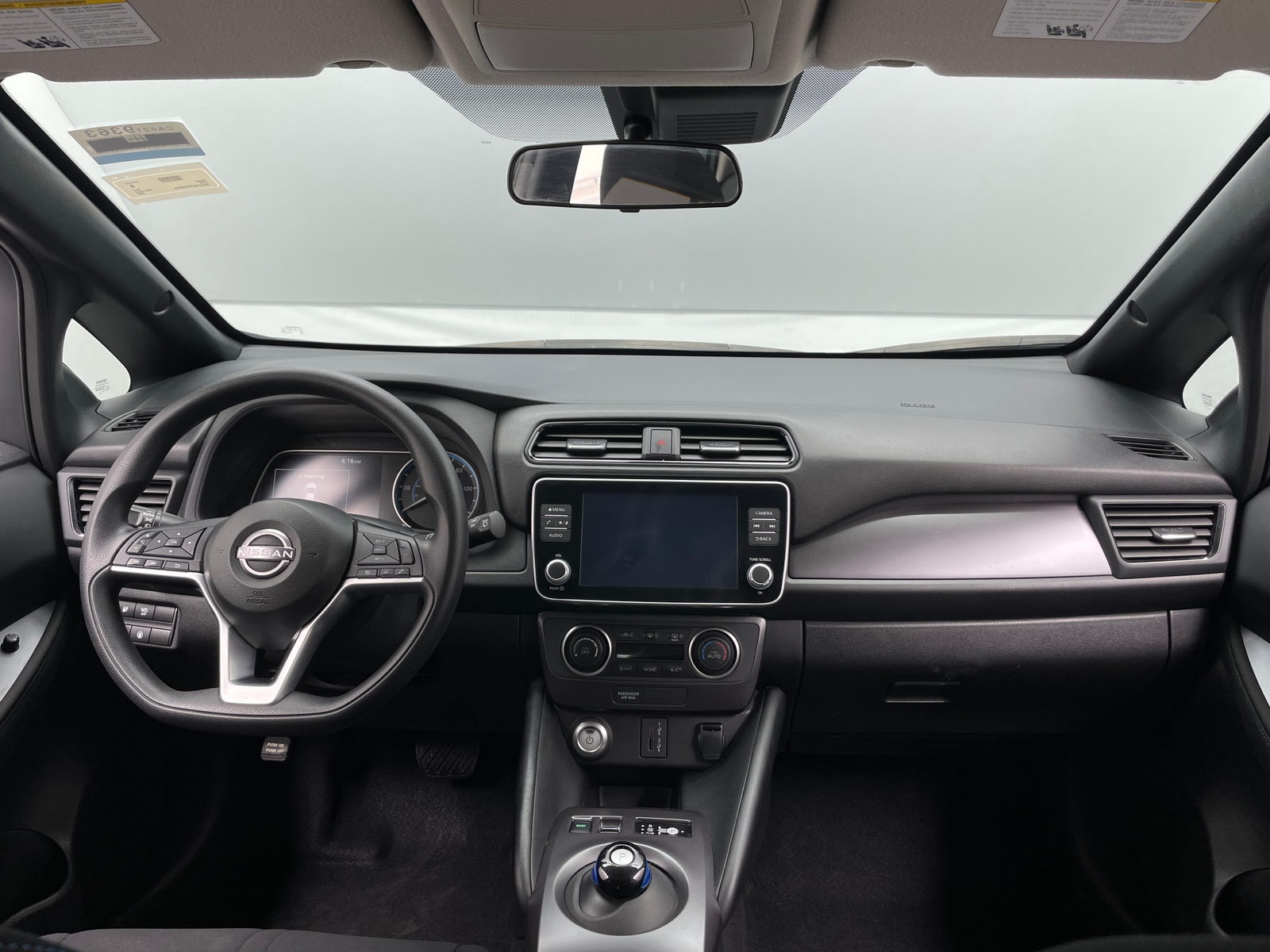 Thumbnail: 2025 Nissan Leaf - 3