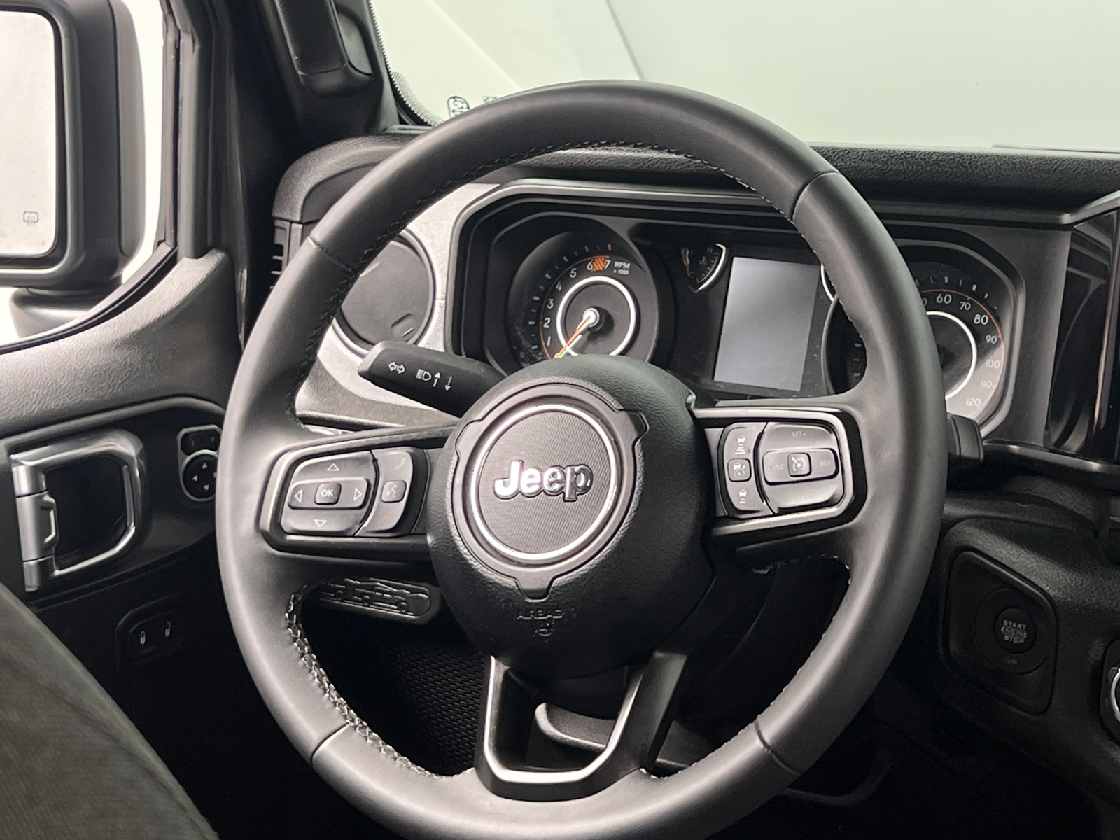 Thumbnail: 2025 Jeep Wrangler - 5