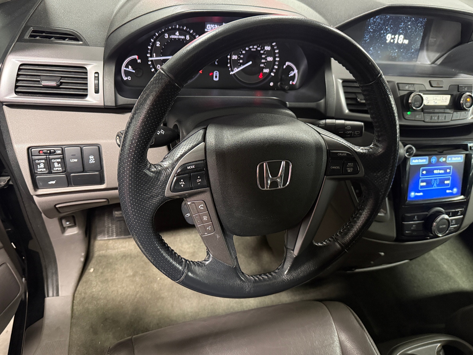 Thumbnail: 2014 Honda Odyssey - 4