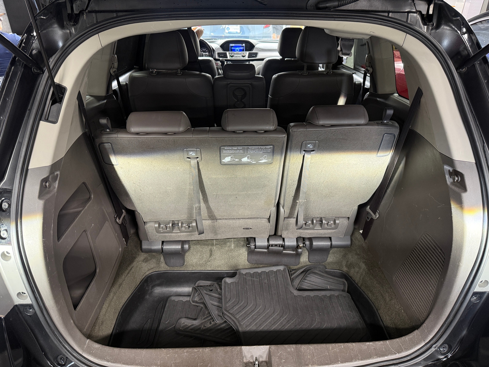 Thumbnail: 2014 Honda Odyssey - 6