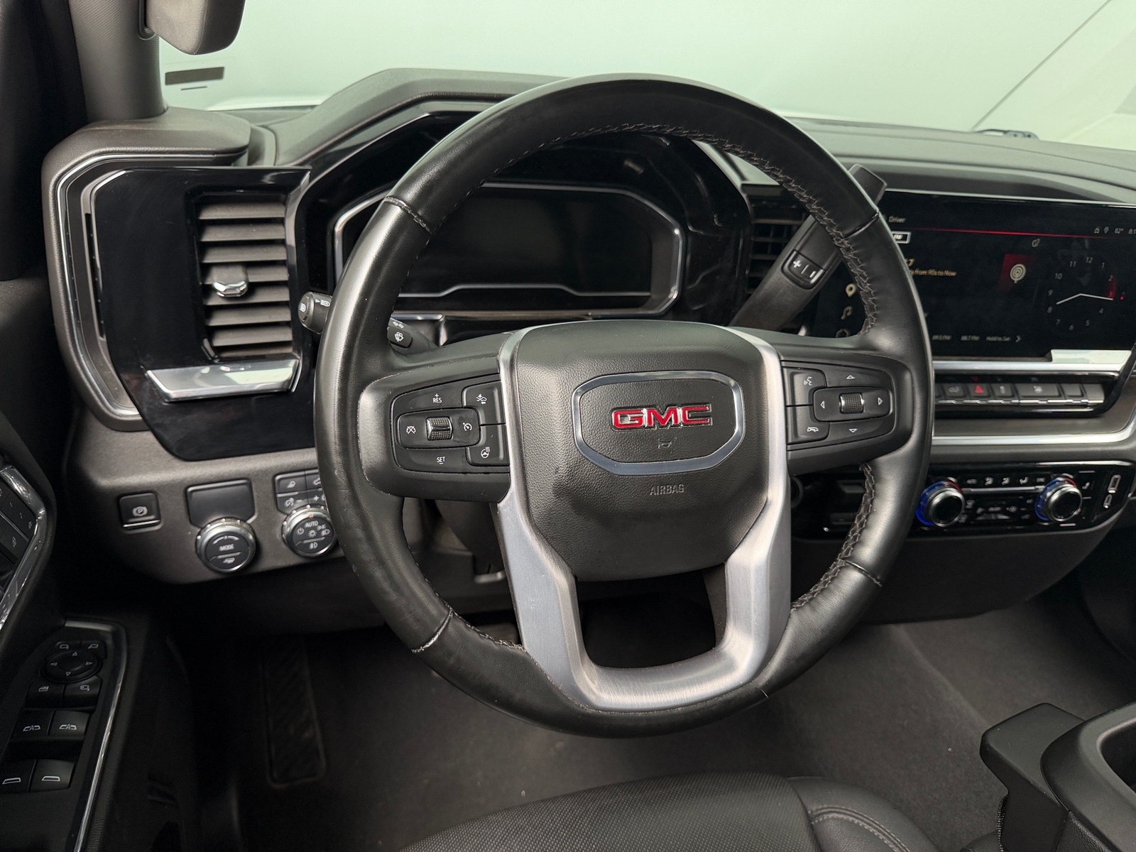 Thumbnail: 2025 GMC Sierra 1500 - 4