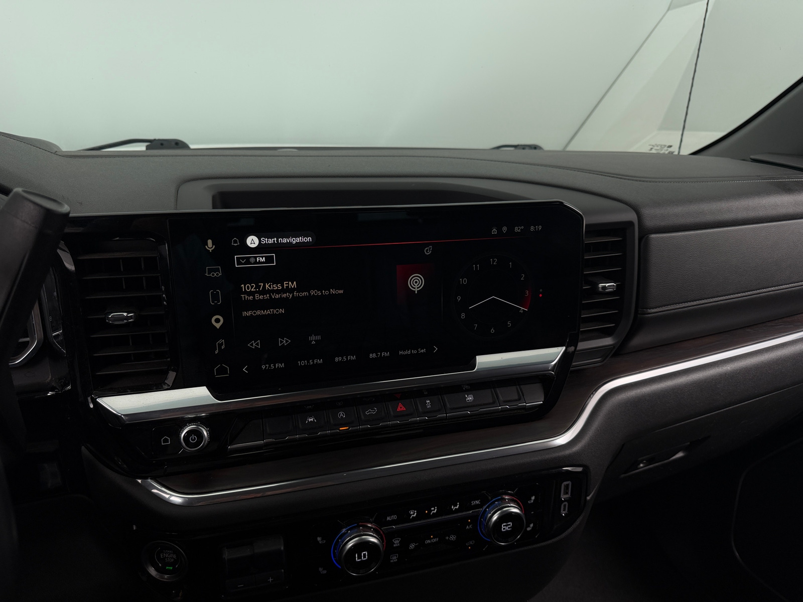 Thumbnail: 2025 GMC Sierra 1500 - 3