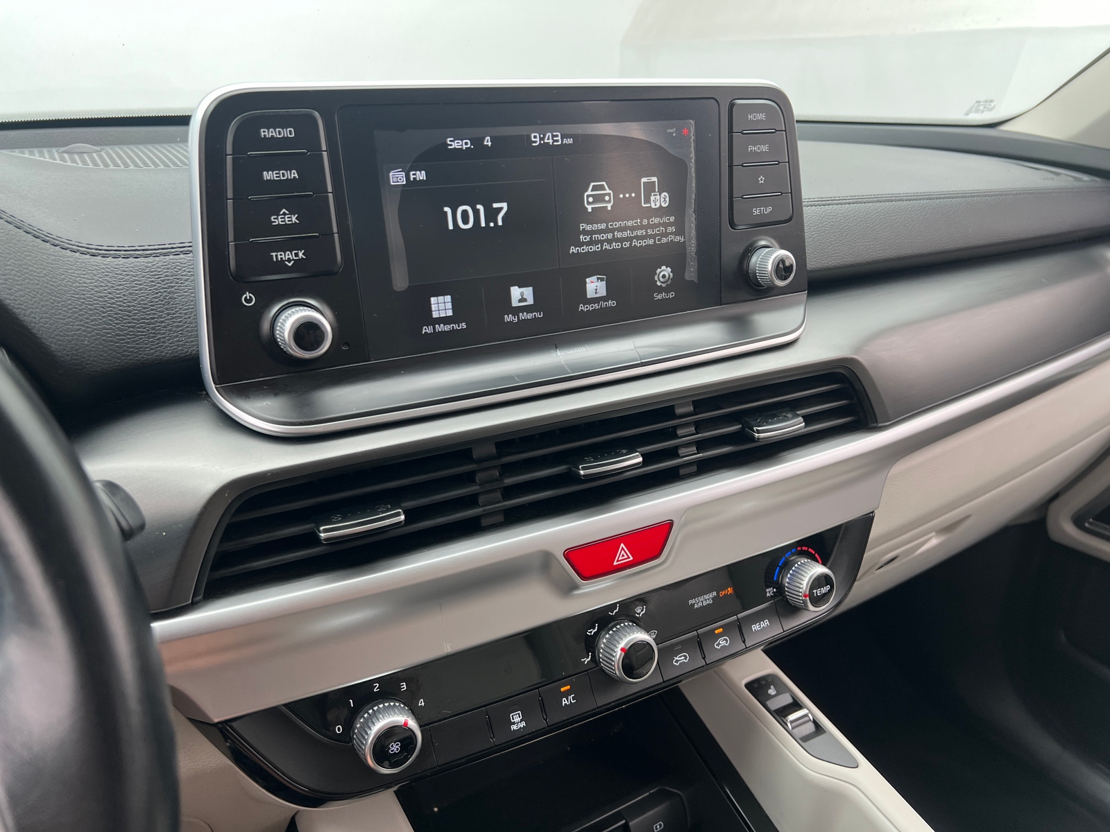 Thumbnail: 2020 Kia Telluride - 3