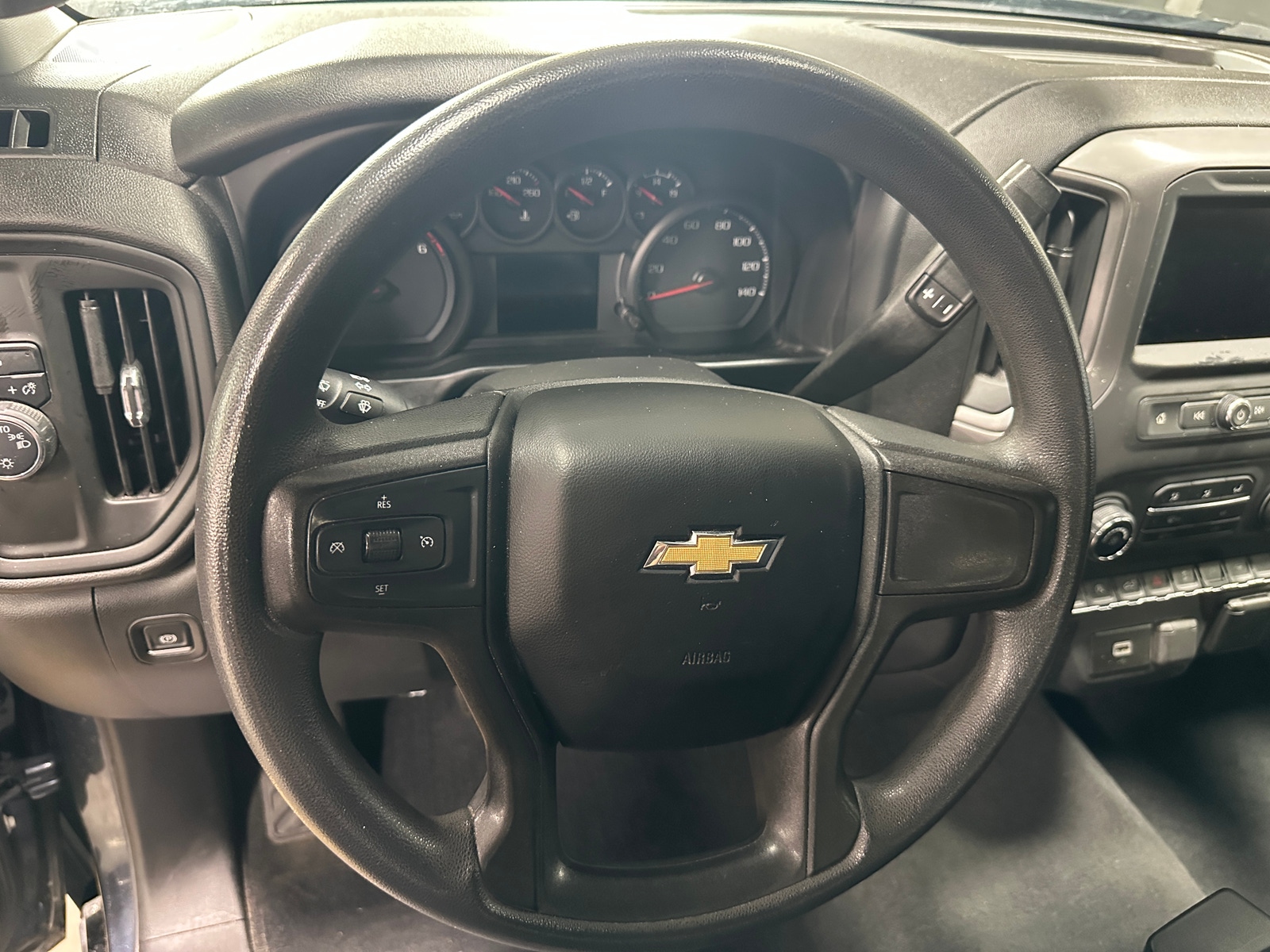 Thumbnail: 2020 Chevrolet Silverado 1500 - 5