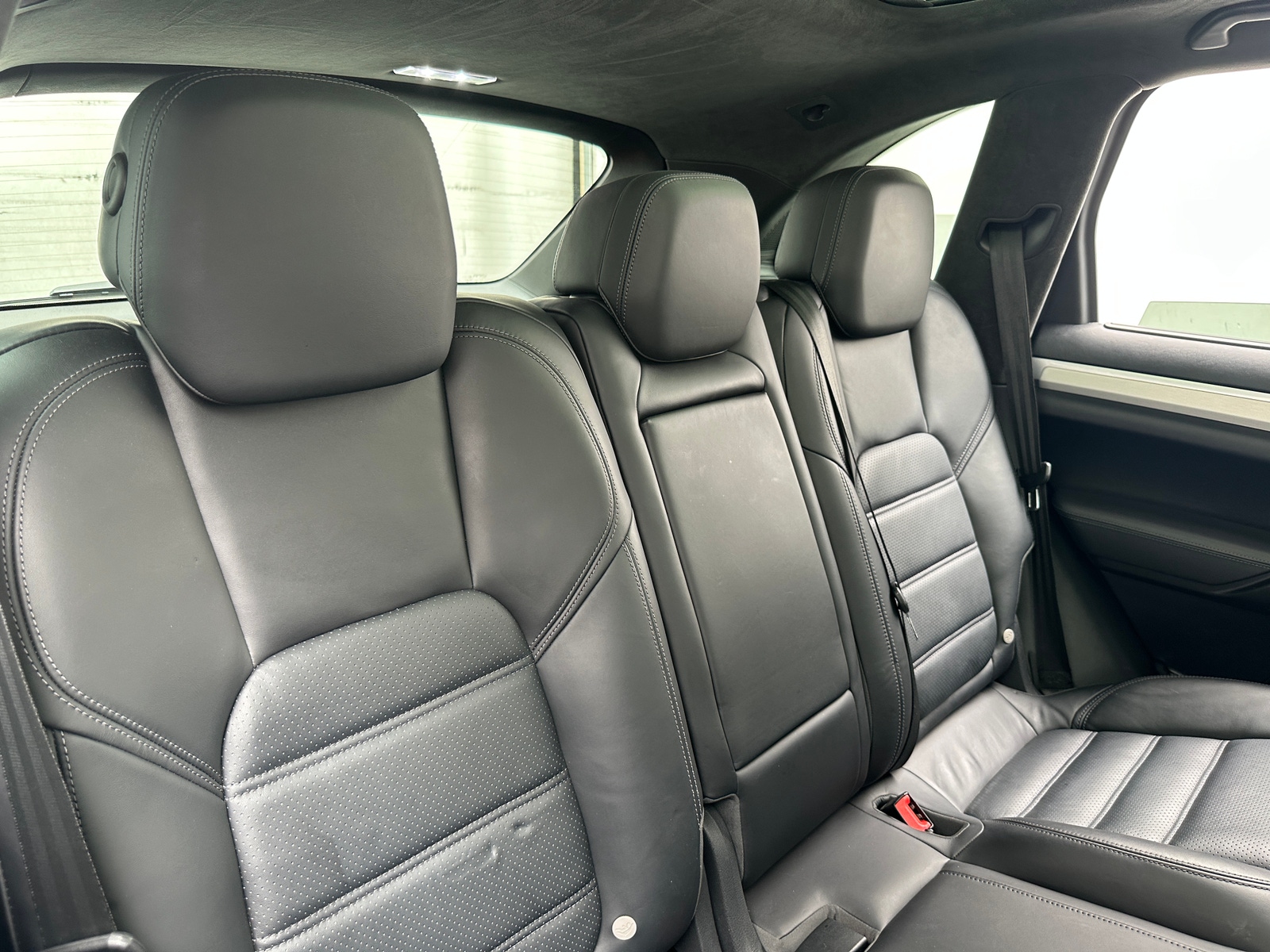 Thumbnail: 2015 Porsche Cayenne - 5