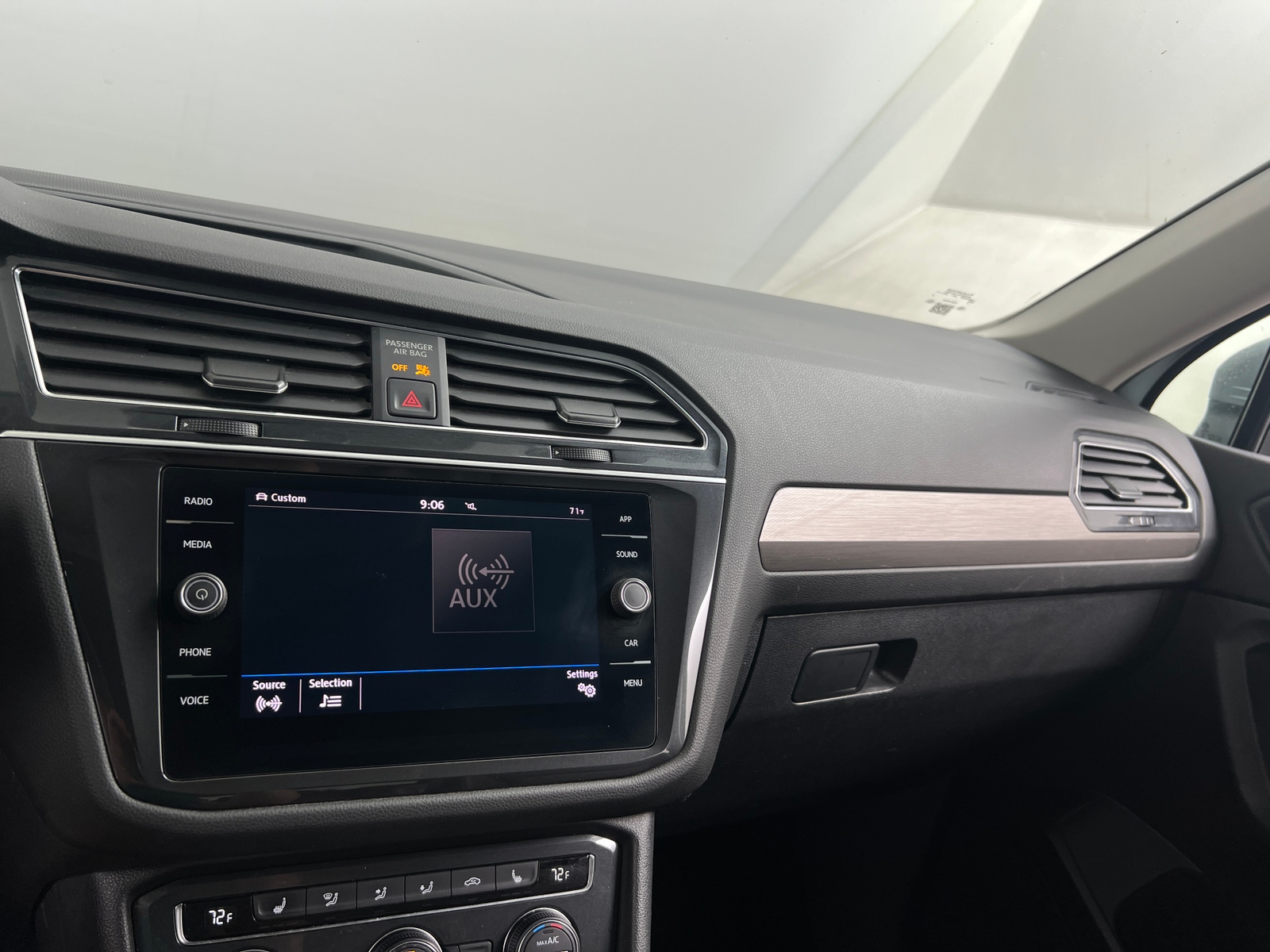 Thumbnail: 2019 Volkswagen Tiguan - 3