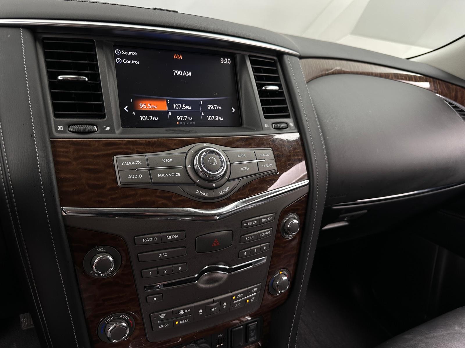 Thumbnail: 2019 Nissan Armada - 3
