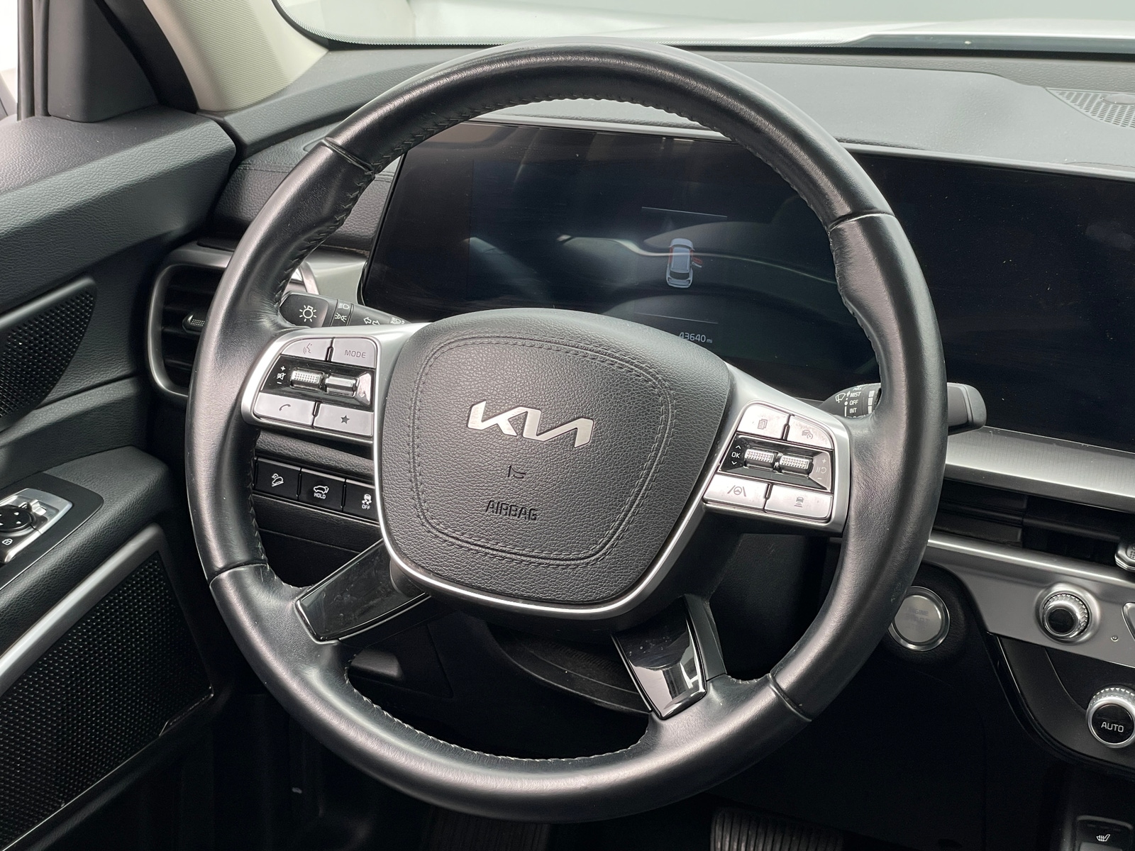 Thumbnail: 2025 Kia Telluride - 4
