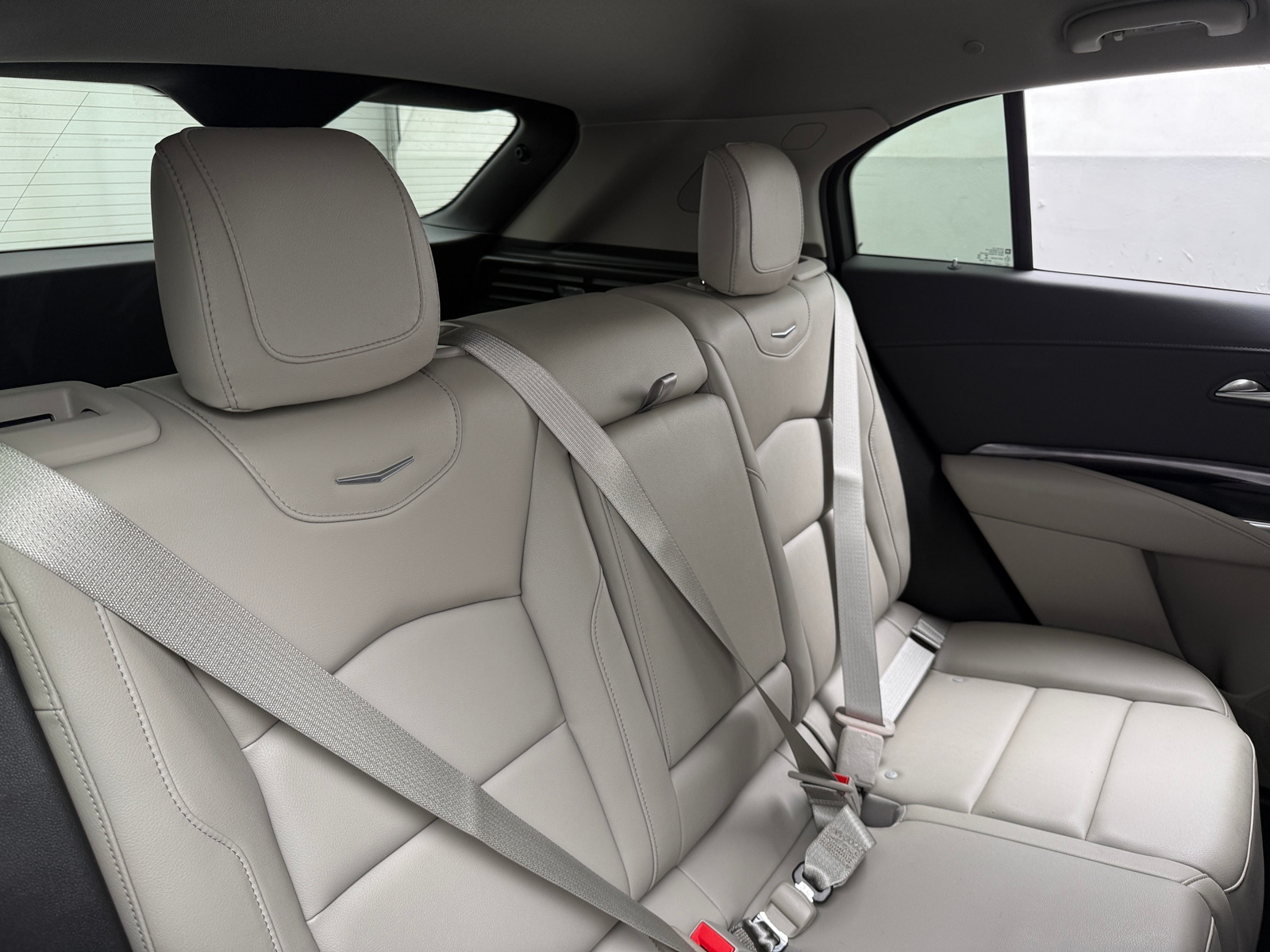 Thumbnail: 2022 Cadillac XT4 - 5