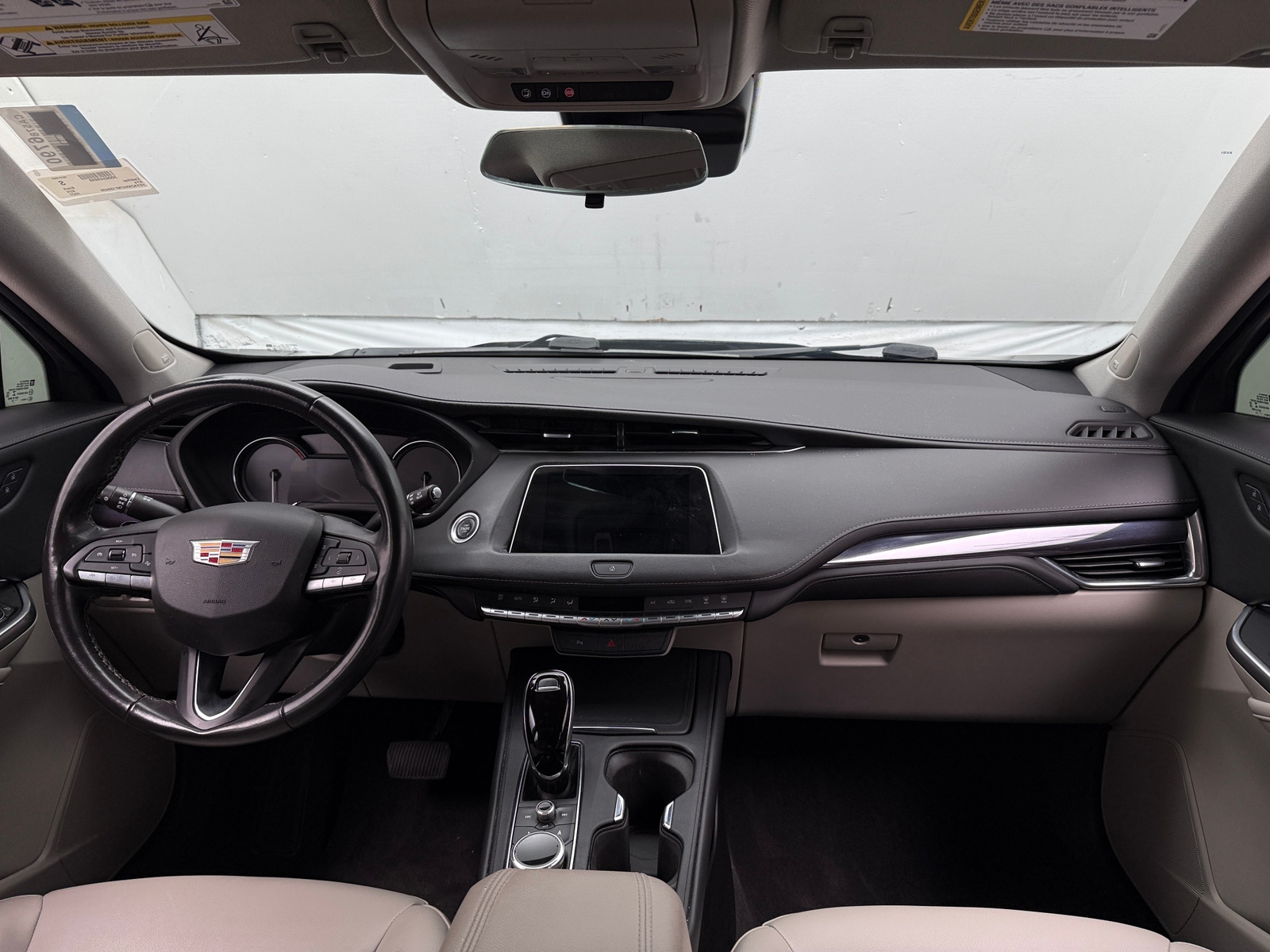 Thumbnail: 2022 Cadillac XT4 - 2