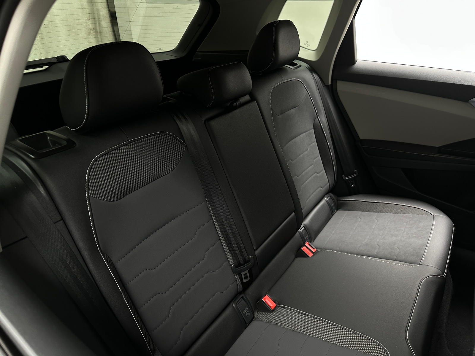 Thumbnail: 2025 Volkswagen Taos - 6