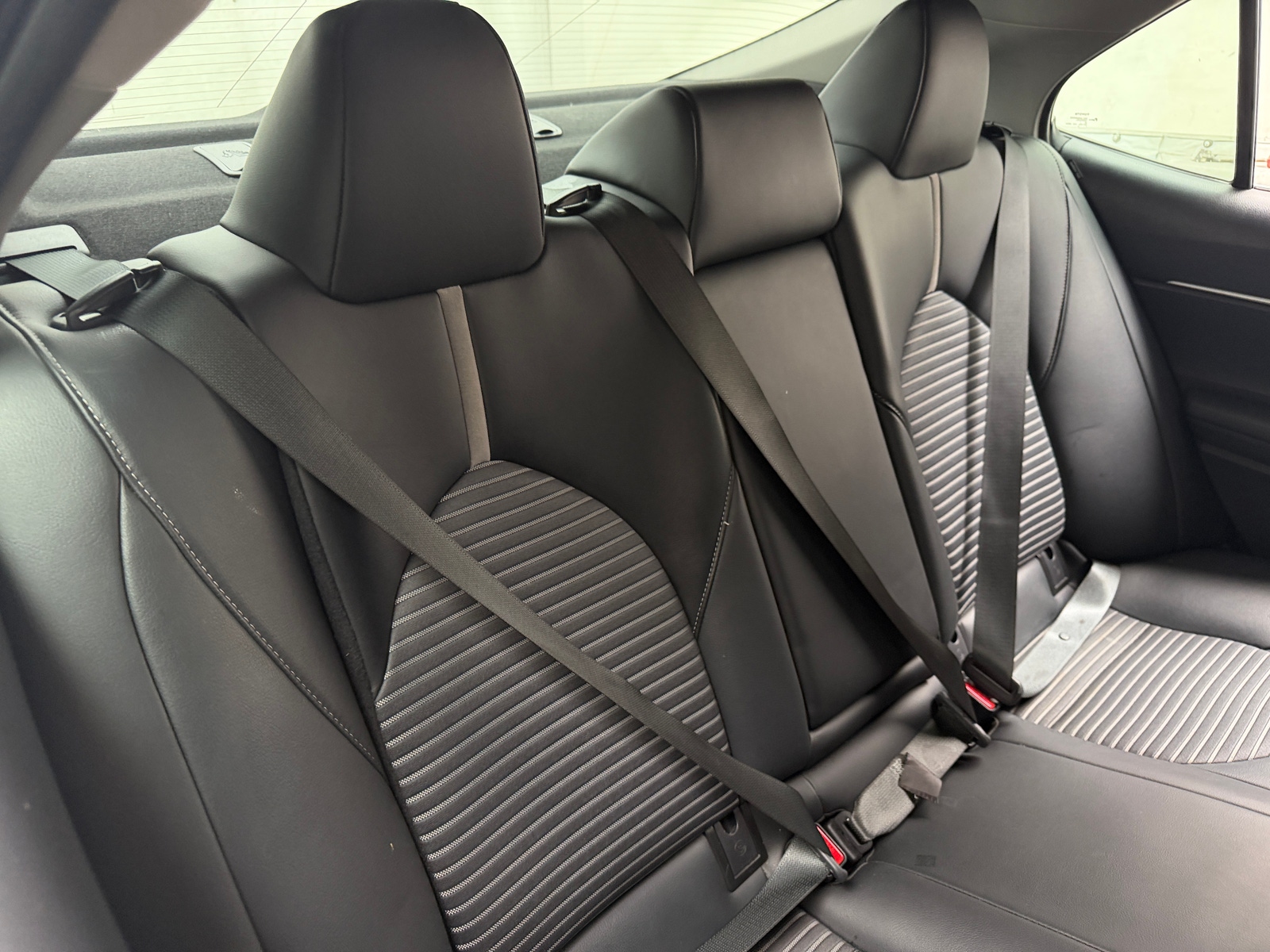 Thumbnail: 2021 Toyota Camry - 6