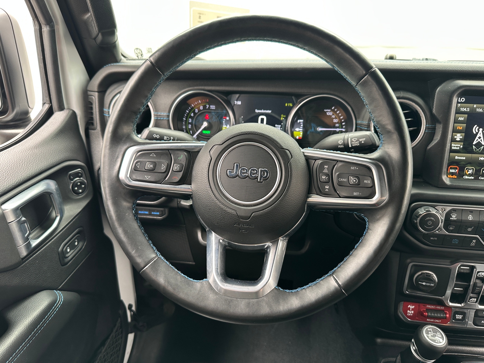Thumbnail: 2022 Jeep Wrangler - 4
