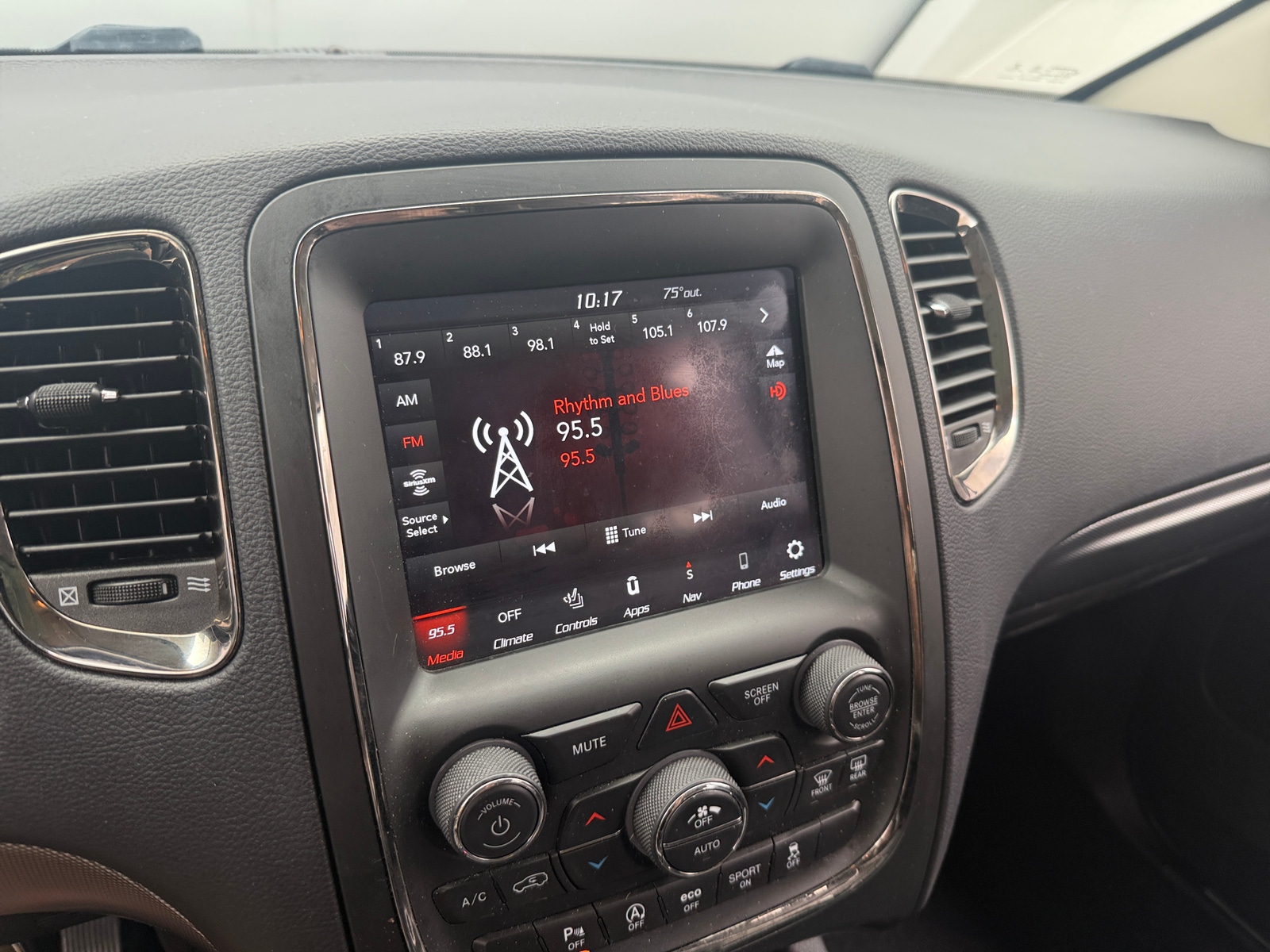 Thumbnail: 2020 Dodge Durango - 4