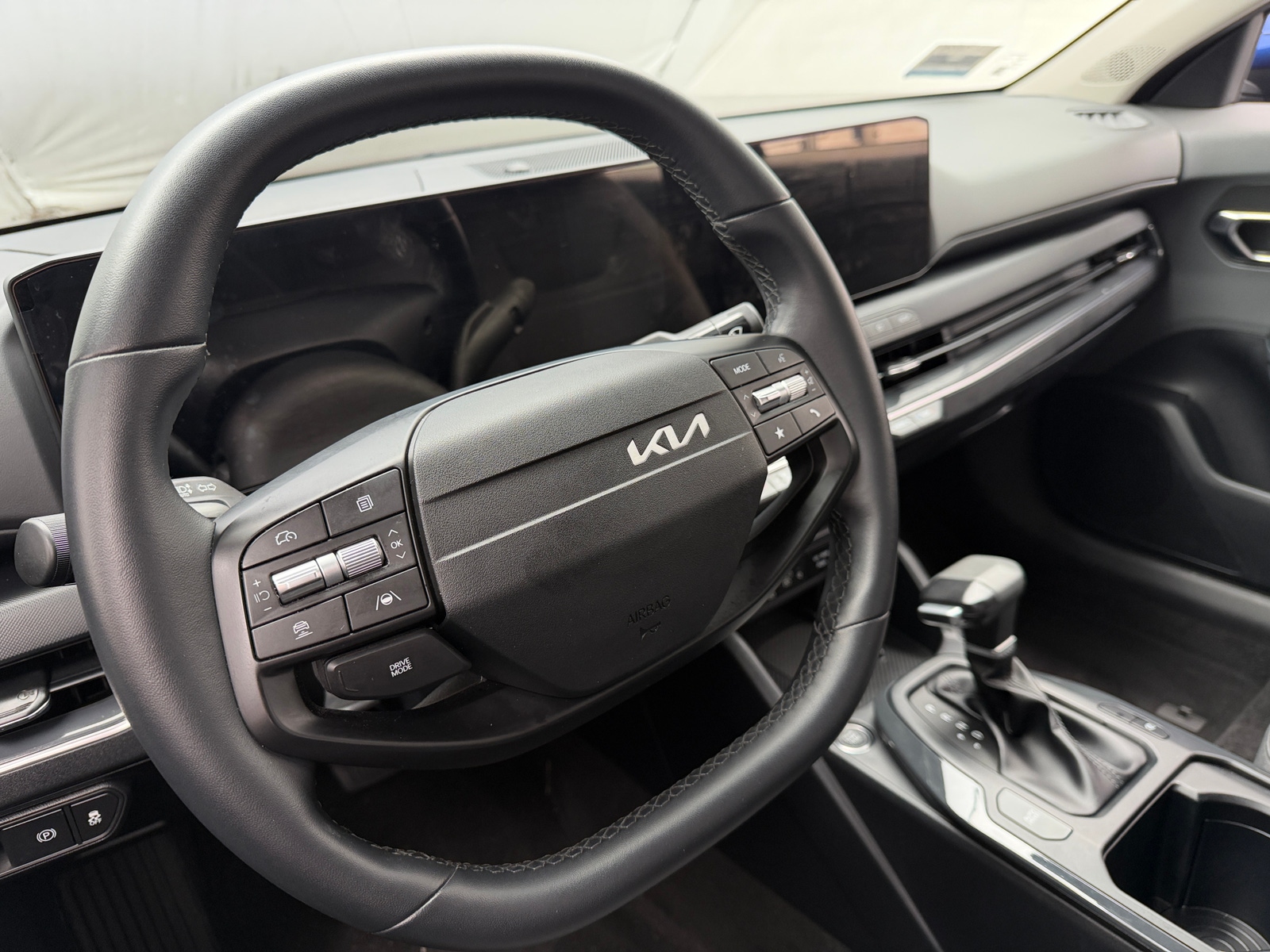 Thumbnail: 2025 Kia K4 - 5