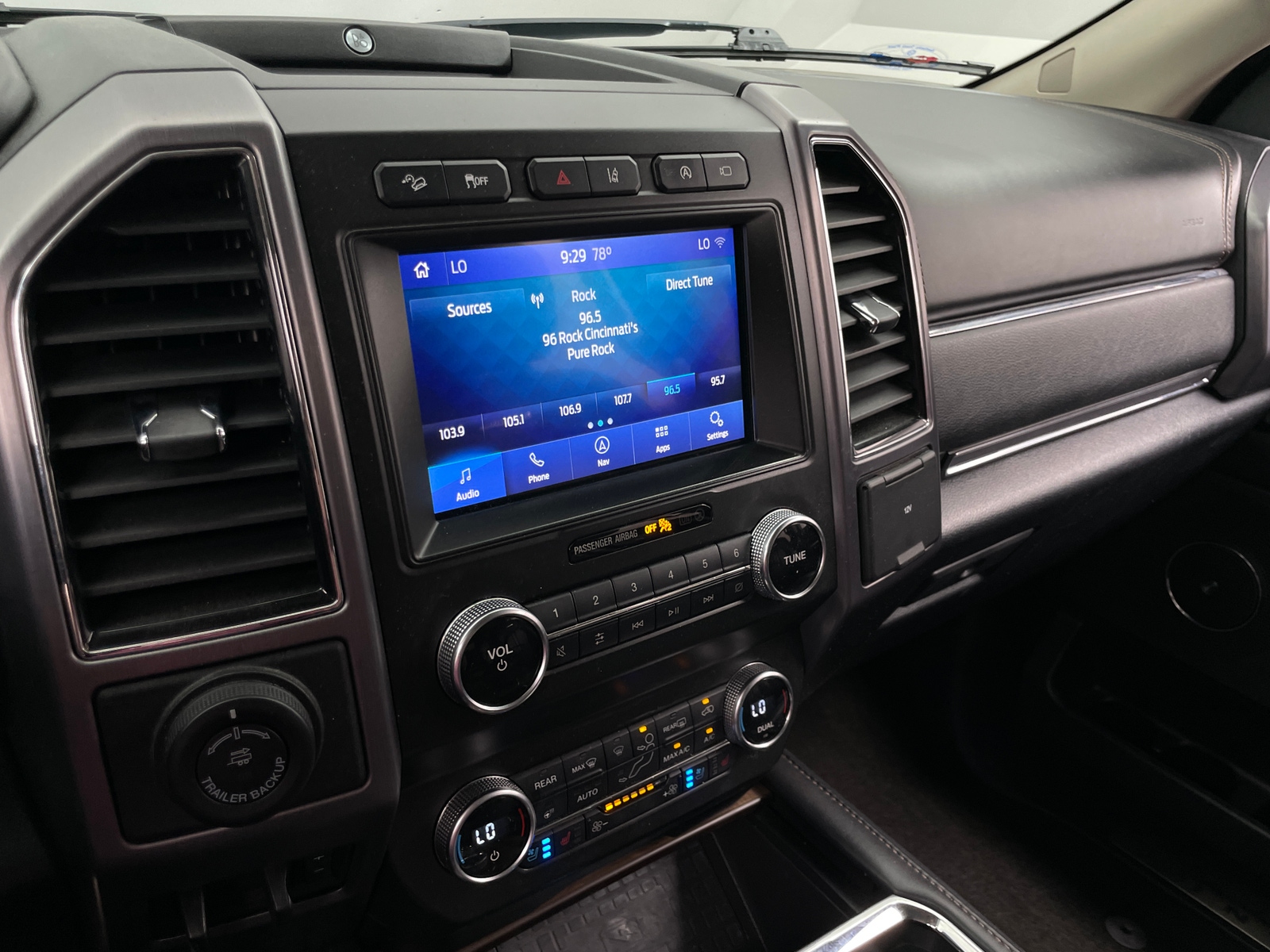 Thumbnail: 2020 Ford Expedition MAX - 3
